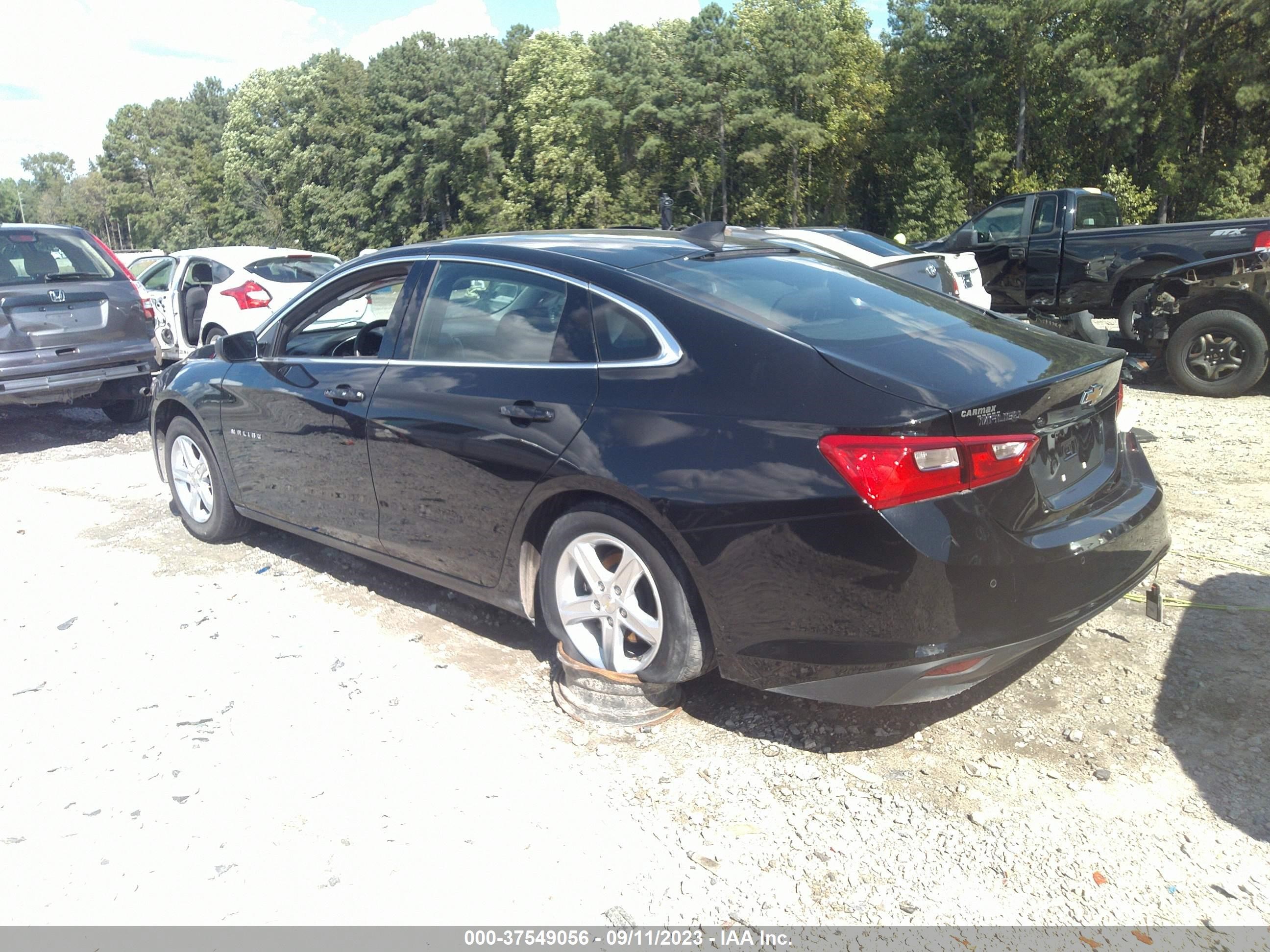 Photo 2 VIN: 1G1ZC5ST3LF107167 - CHEVROLET MALIBU 