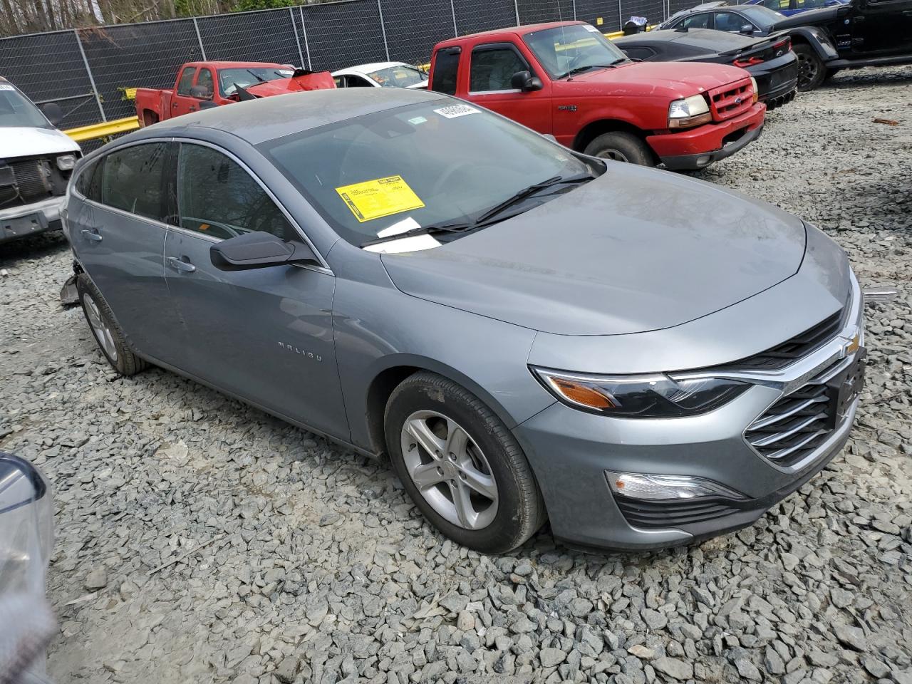 Photo 3 VIN: 1G1ZC5ST4PF162863 - CHEVROLET MALIBU 