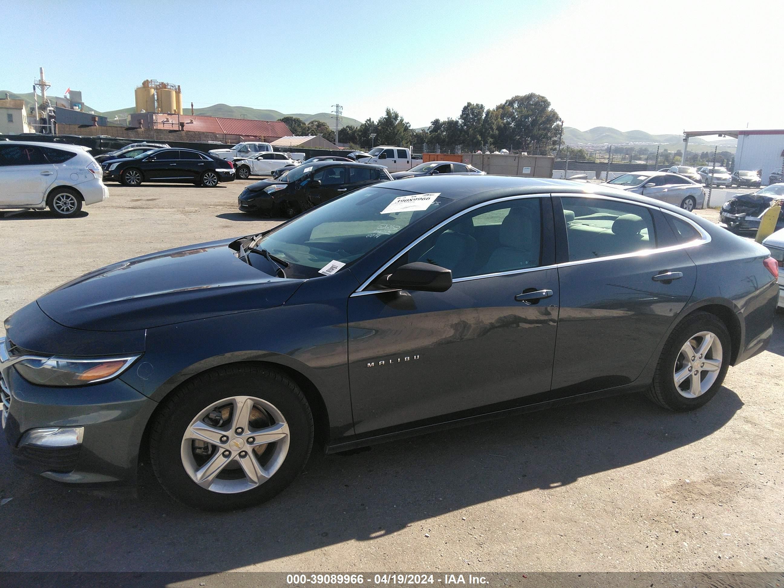 Photo 13 VIN: 1G1ZC5ST7KF135973 - CHEVROLET MALIBU 