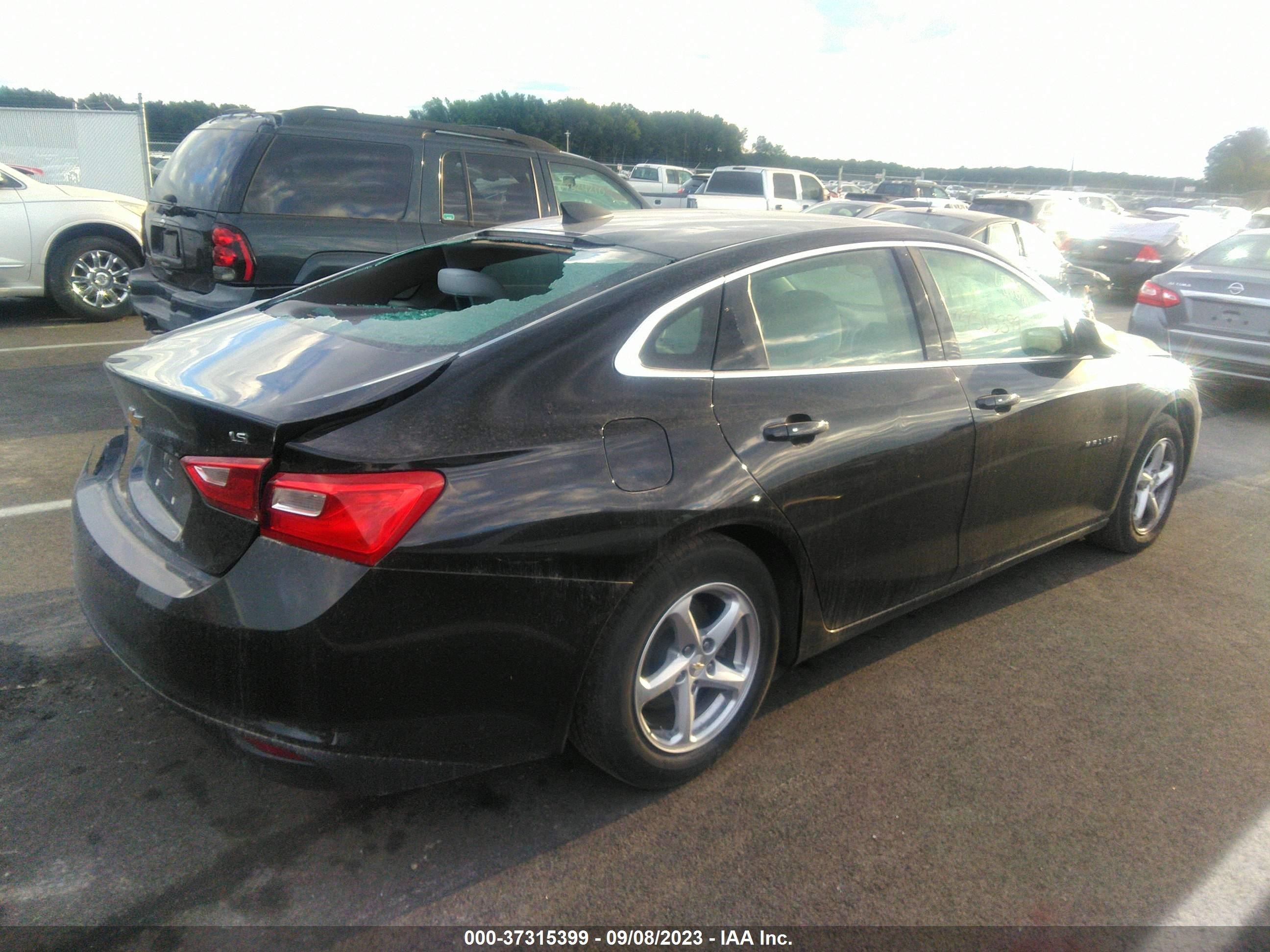 Photo 3 VIN: 1G1ZC5ST9GF298230 - CHEVROLET MALIBU 