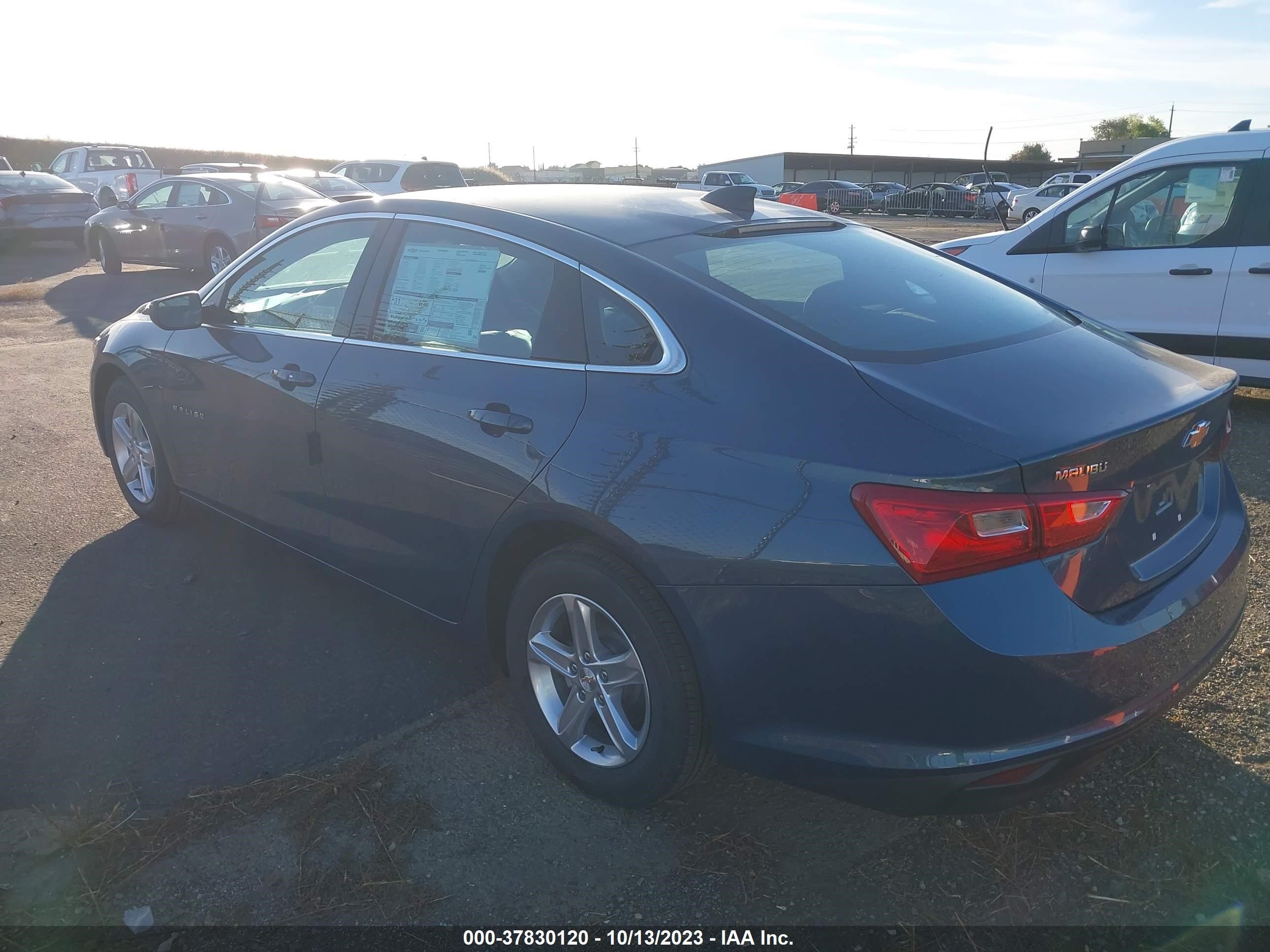 Photo 2 VIN: 1G1ZC5ST9RF121227 - CHEVROLET MALIBU 