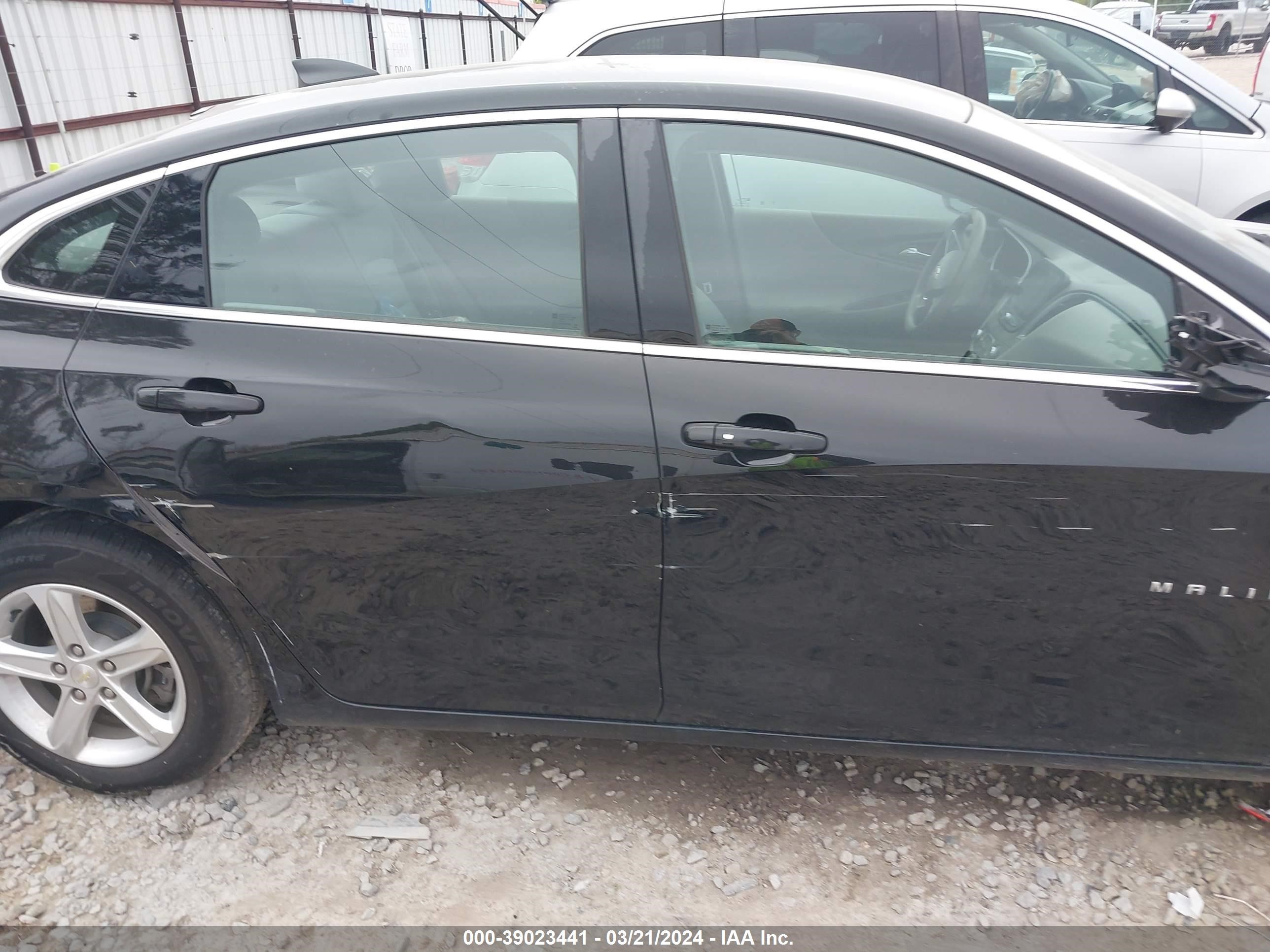 Photo 13 VIN: 1G1ZC5STXKF208625 - CHEVROLET MALIBU 