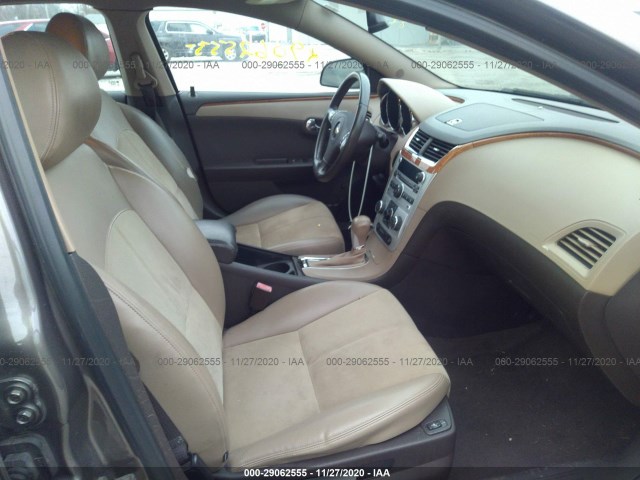 Photo 4 VIN: 1G1ZD5E03CF176696 - CHEVROLET MALIBU 