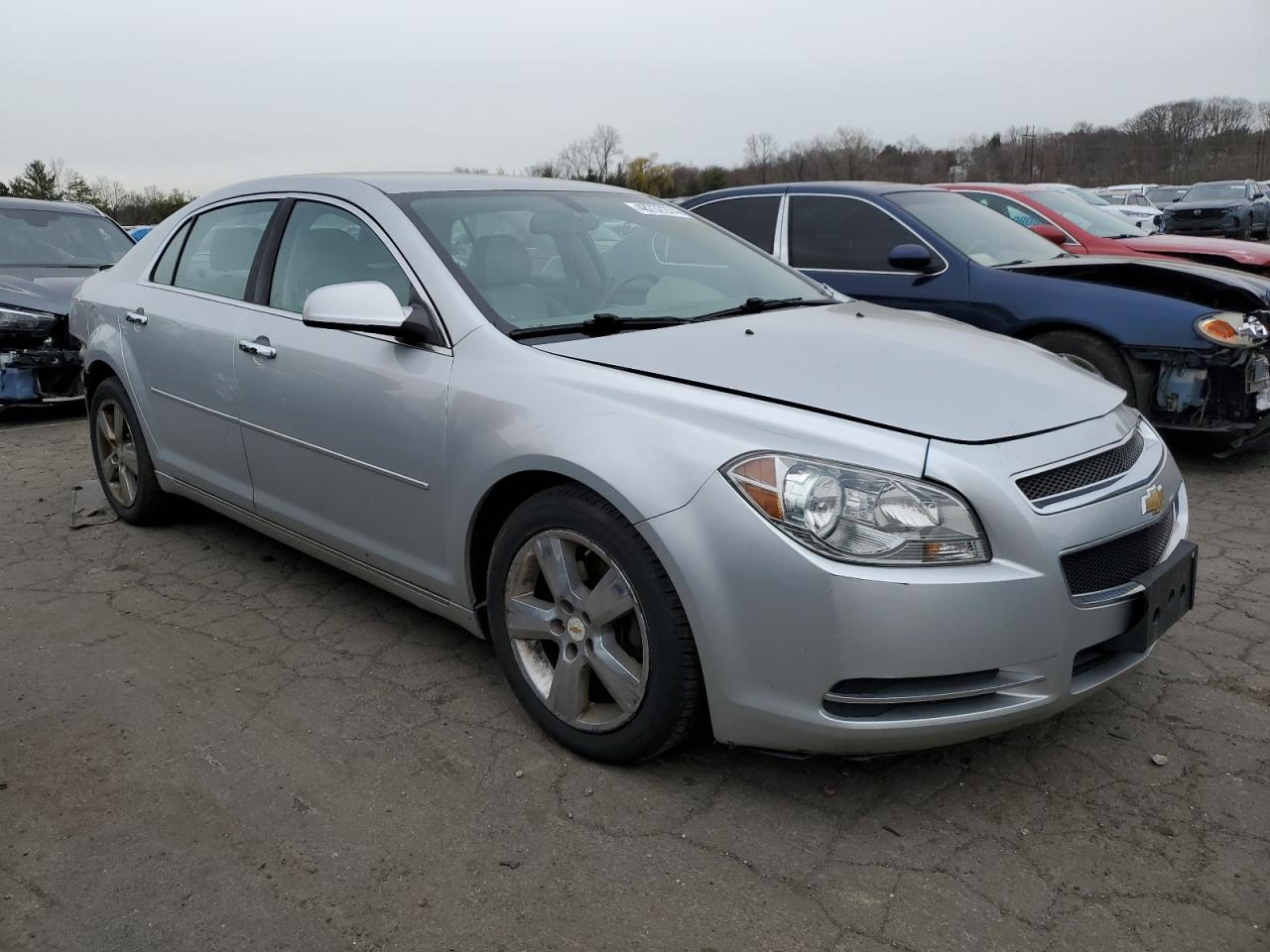 Photo 3 VIN: 1G1ZD5E08CF124688 - CHEVROLET MALIBU 