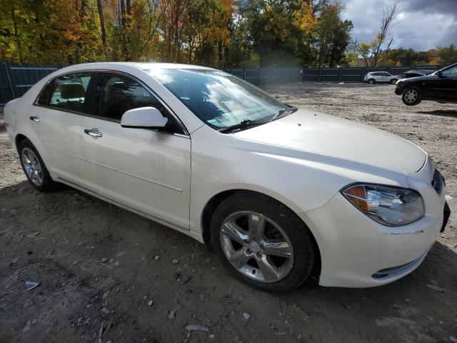 Photo 3 VIN: 1G1ZD5E08CF247990 - CHEVROLET MALIBU 2LT 