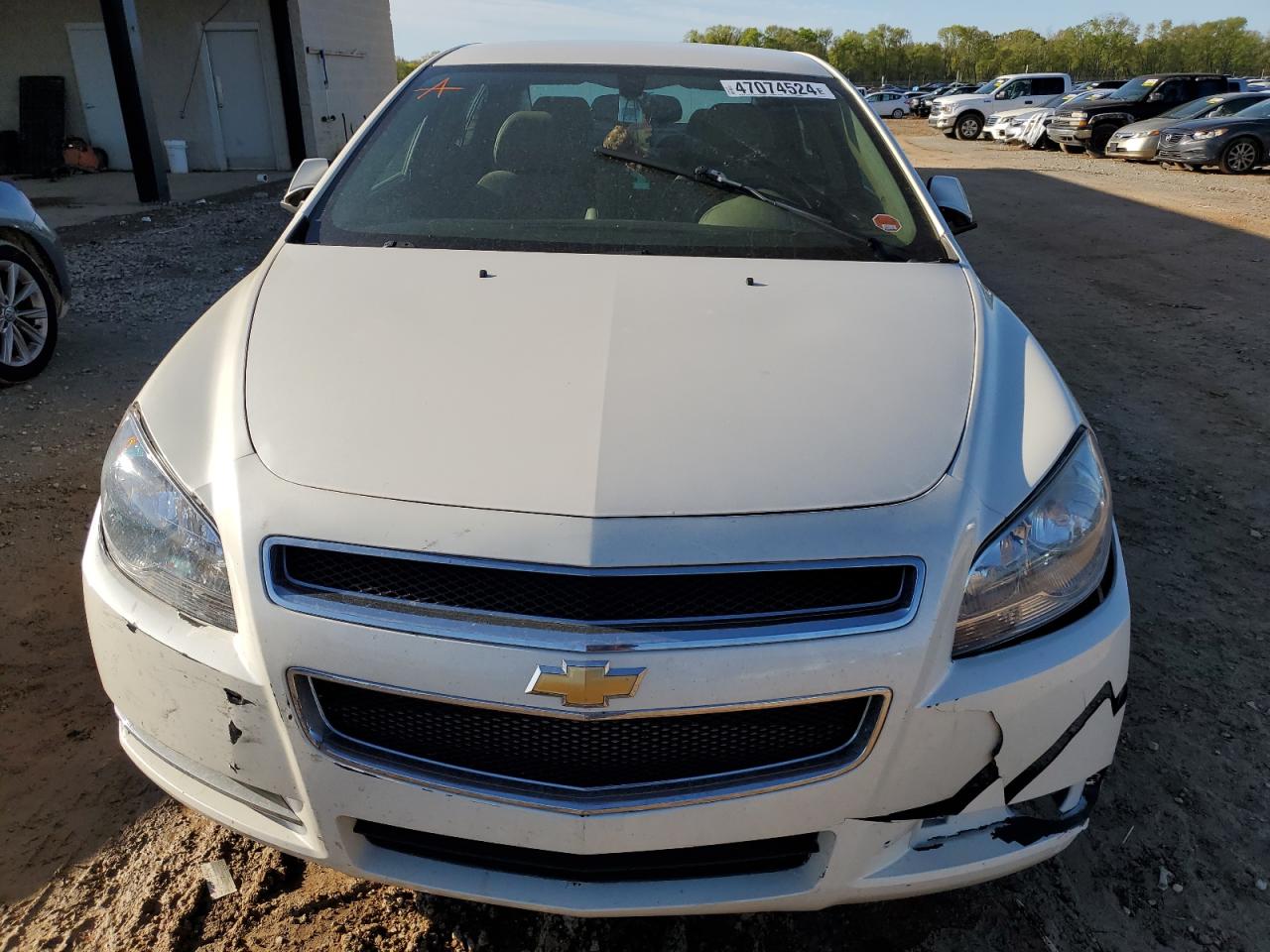 Photo 4 VIN: 1G1ZD5E08CF310957 - CHEVROLET MALIBU 