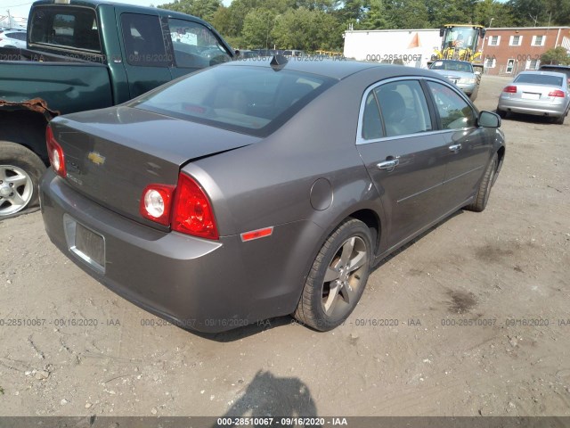 Photo 3 VIN: 1G1ZD5E0XCF358847 - CHEVROLET MALIBU 