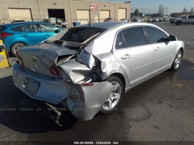 Photo 3 VIN: 1G1ZD5E17BF111549 - CHEVROLET MALIBU 