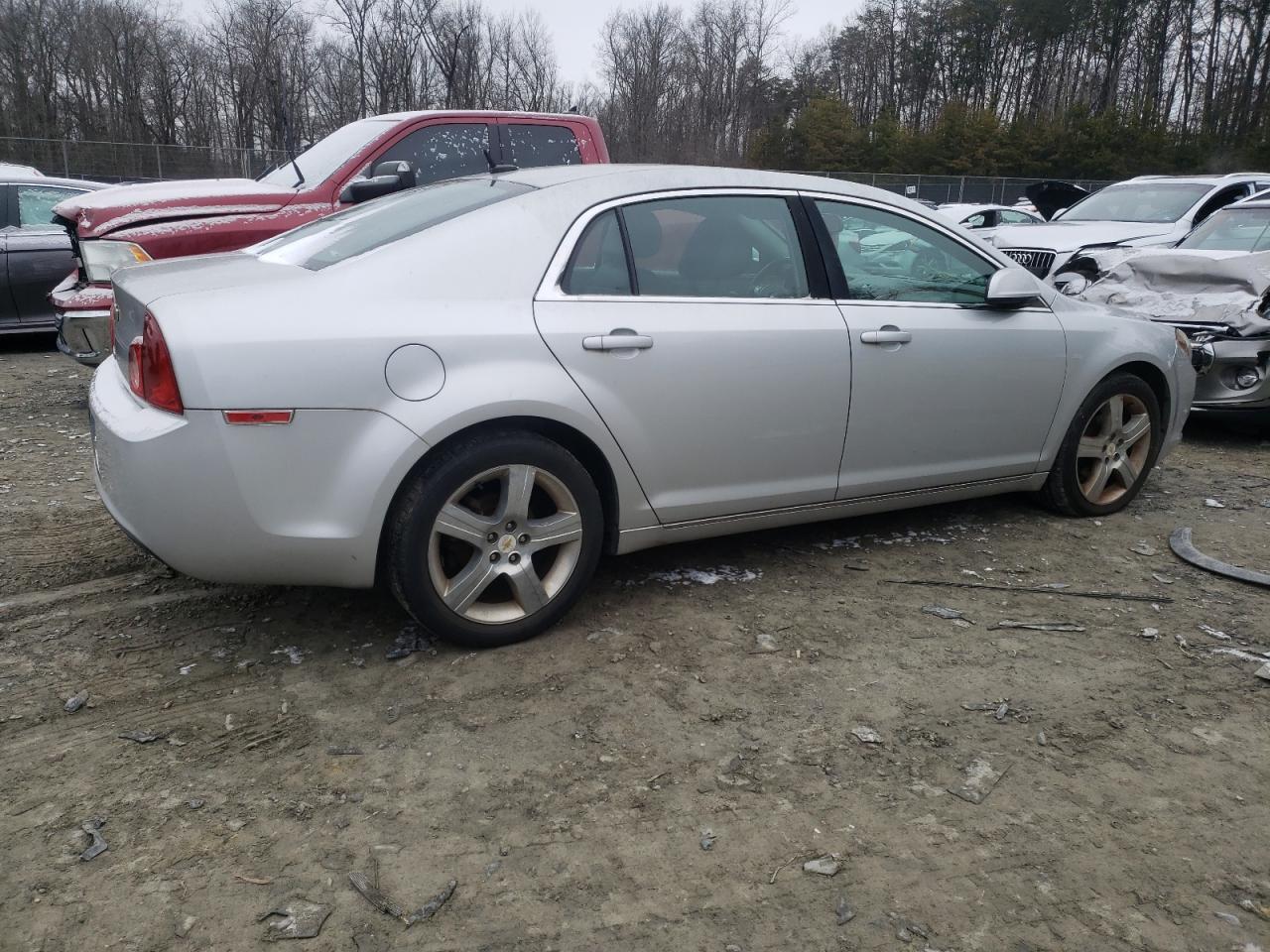 Photo 2 VIN: 1G1ZD5E17BF383860 - CHEVROLET MALIBU 