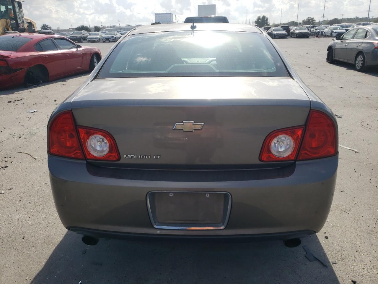 Photo 5 VIN: 1G1ZD5E72A4139693 - CHEVROLET MALIBU 