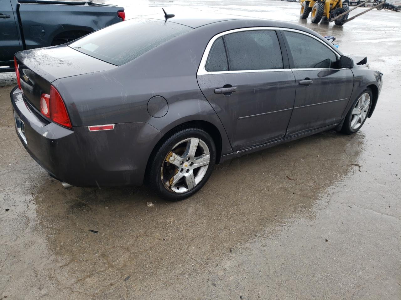 Photo 2 VIN: 1G1ZD5E76BF104497 - CHEVROLET MALIBU 