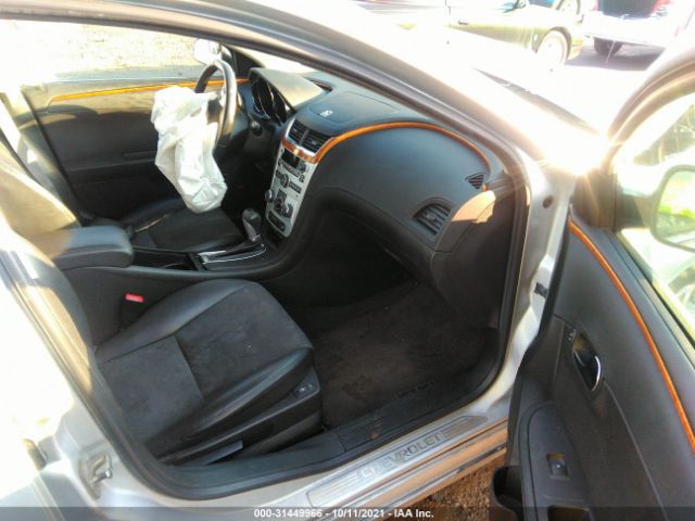 Photo 4 VIN: 1G1ZD5EB2AF232545 - CHEVROLET MALIBU 