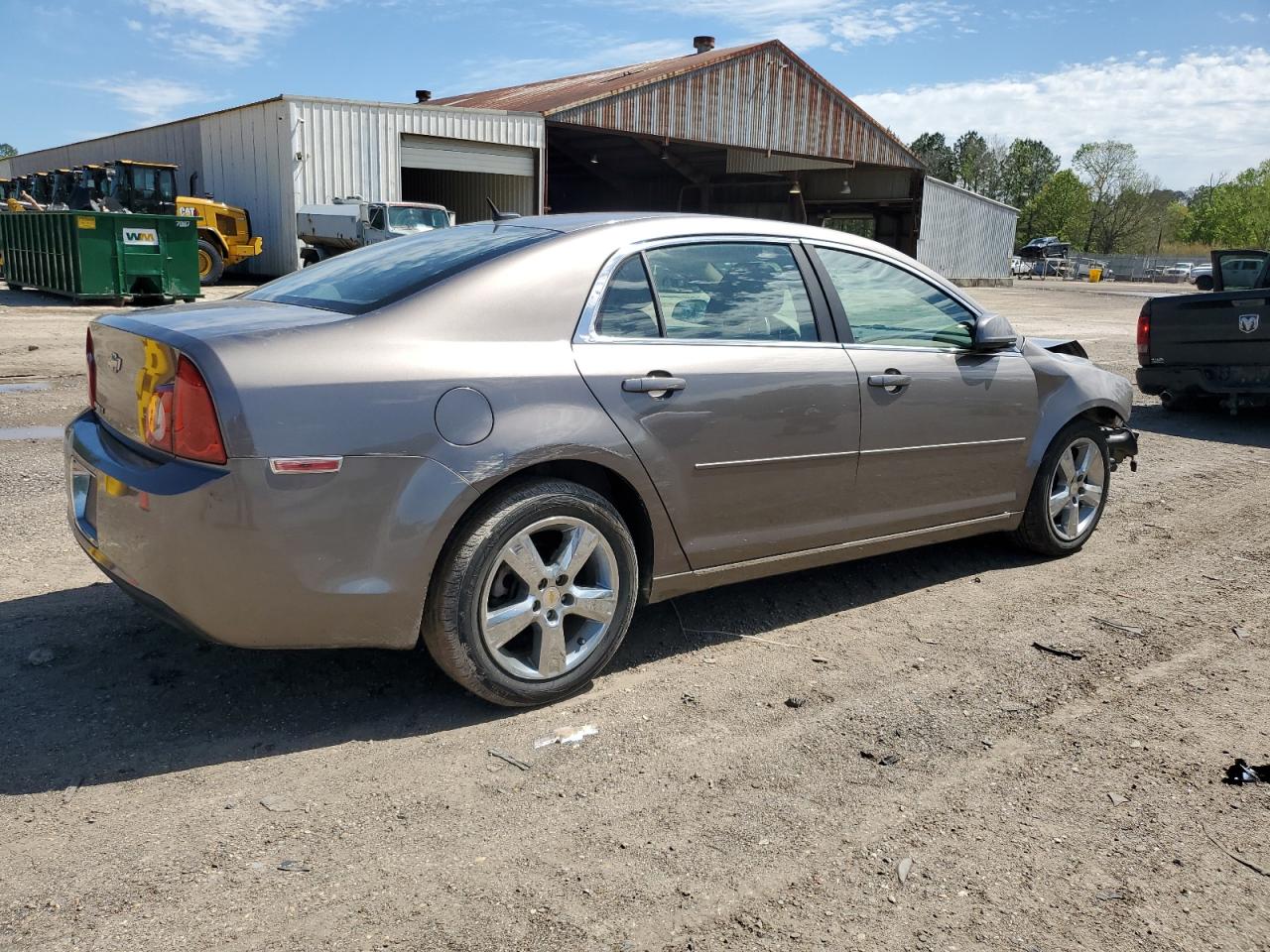 Photo 2 VIN: 1G1ZD5EB6AF312611 - CHEVROLET MALIBU 