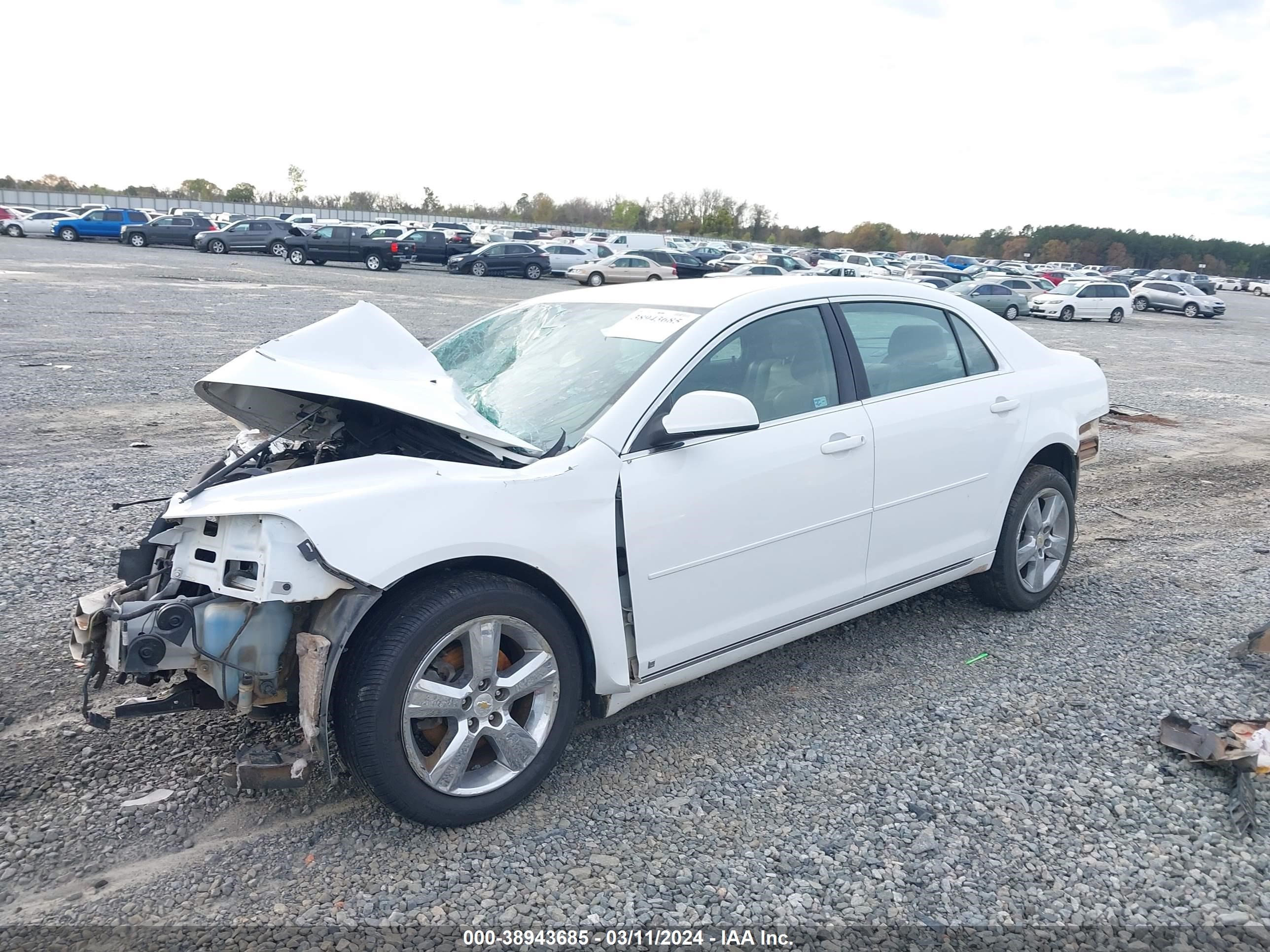 Photo 1 VIN: 1G1ZD5EB8AF111034 - CHEVROLET MALIBU 