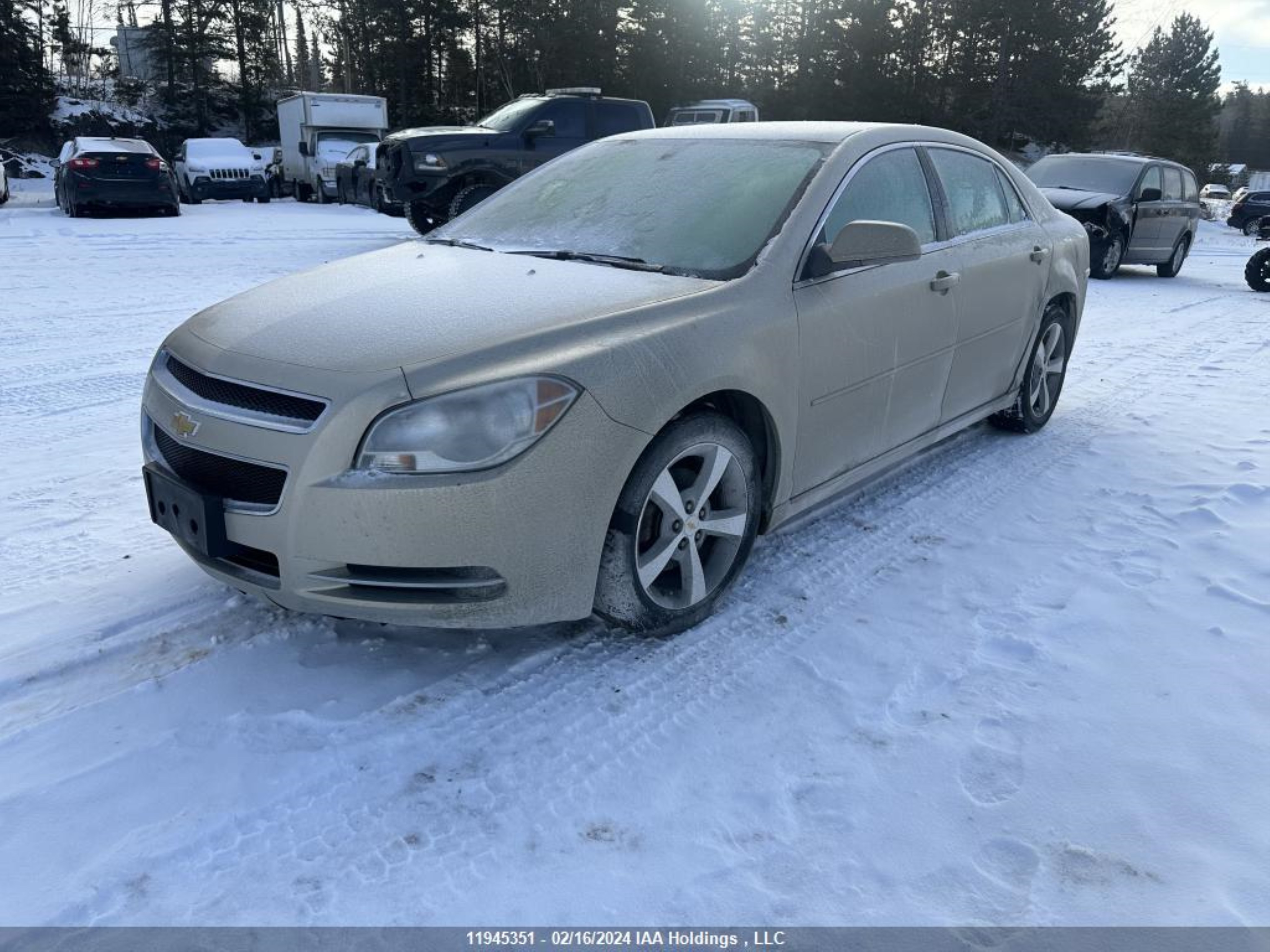 Photo 2 VIN: 1G1ZD5EU0BF328659 - CHEVROLET MALIBU 