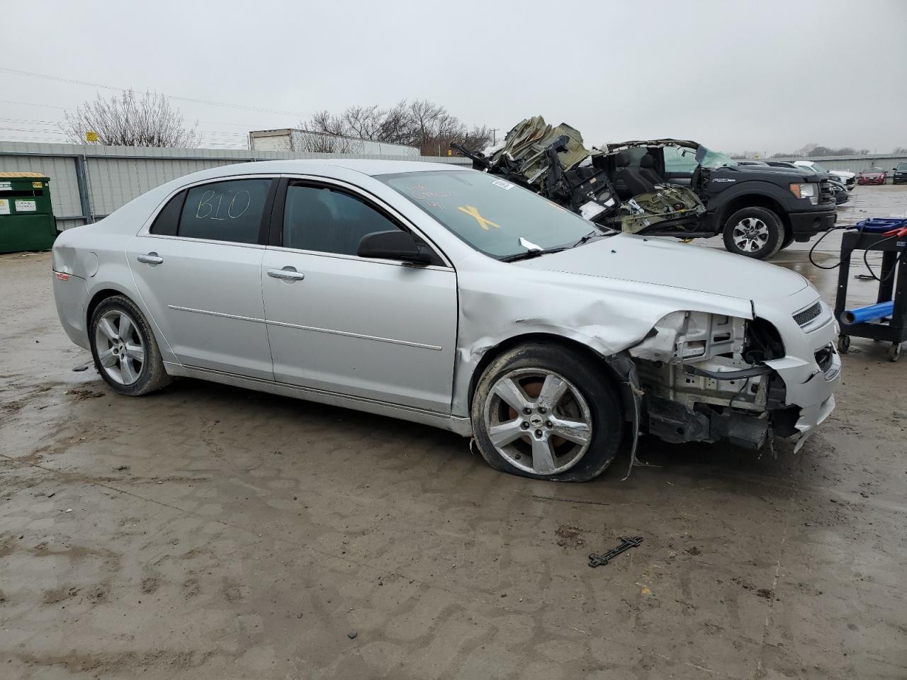 Photo 3 VIN: 1G1ZD5EU0CF148776 - CHEVROLET MALIBU 