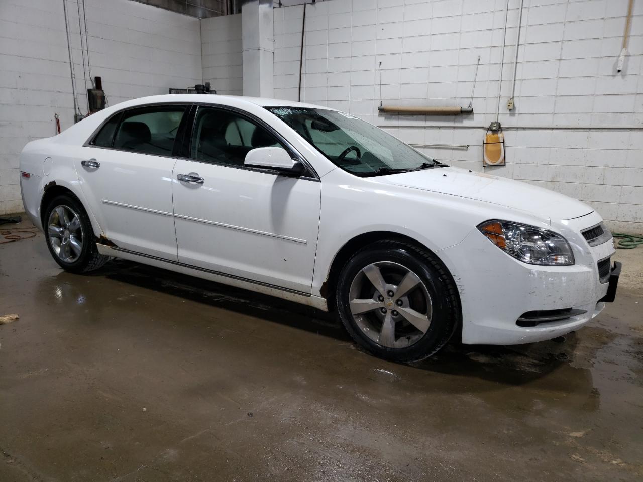 Photo 3 VIN: 1G1ZD5EU0CF338996 - CHEVROLET MALIBU 