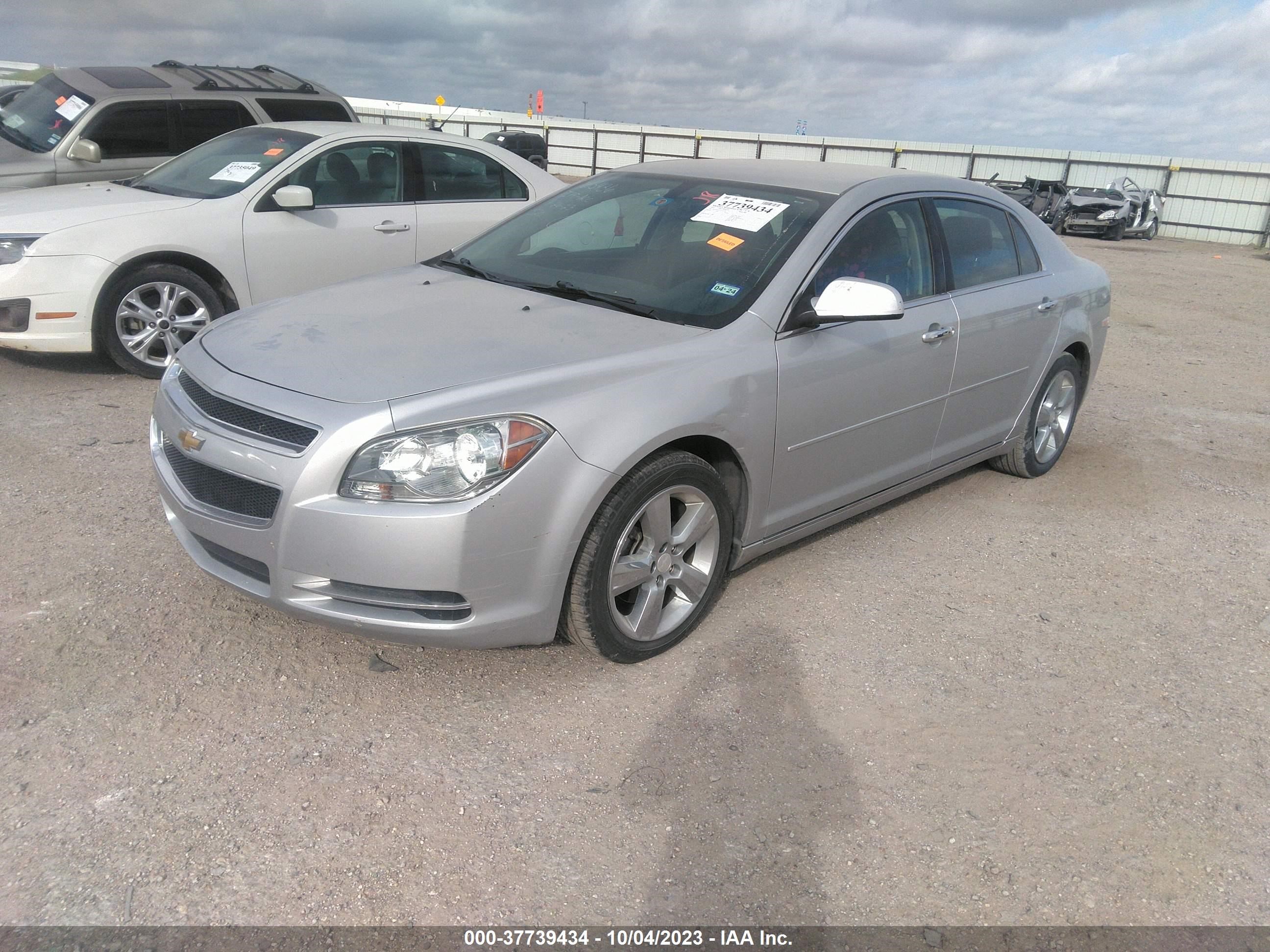 Photo 1 VIN: 1G1ZD5EU1CF377368 - CHEVROLET MALIBU 