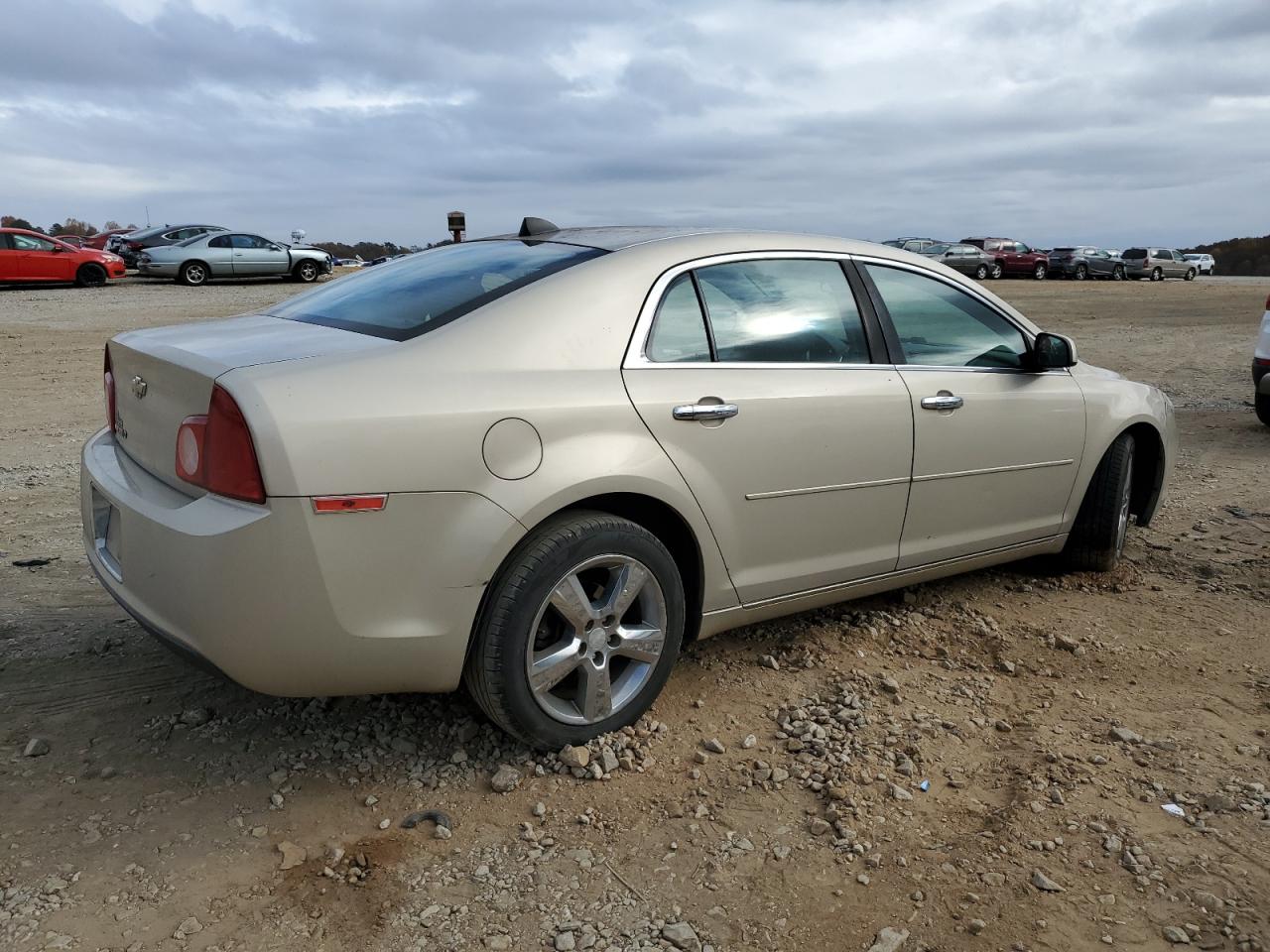 Photo 2 VIN: 1G1ZD5EU2CF256803 - CHEVROLET MALIBU 