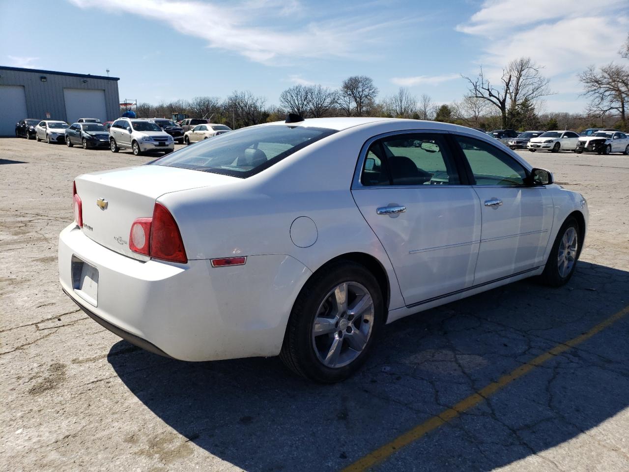 Photo 2 VIN: 1G1ZD5EU2CF330074 - CHEVROLET MALIBU 