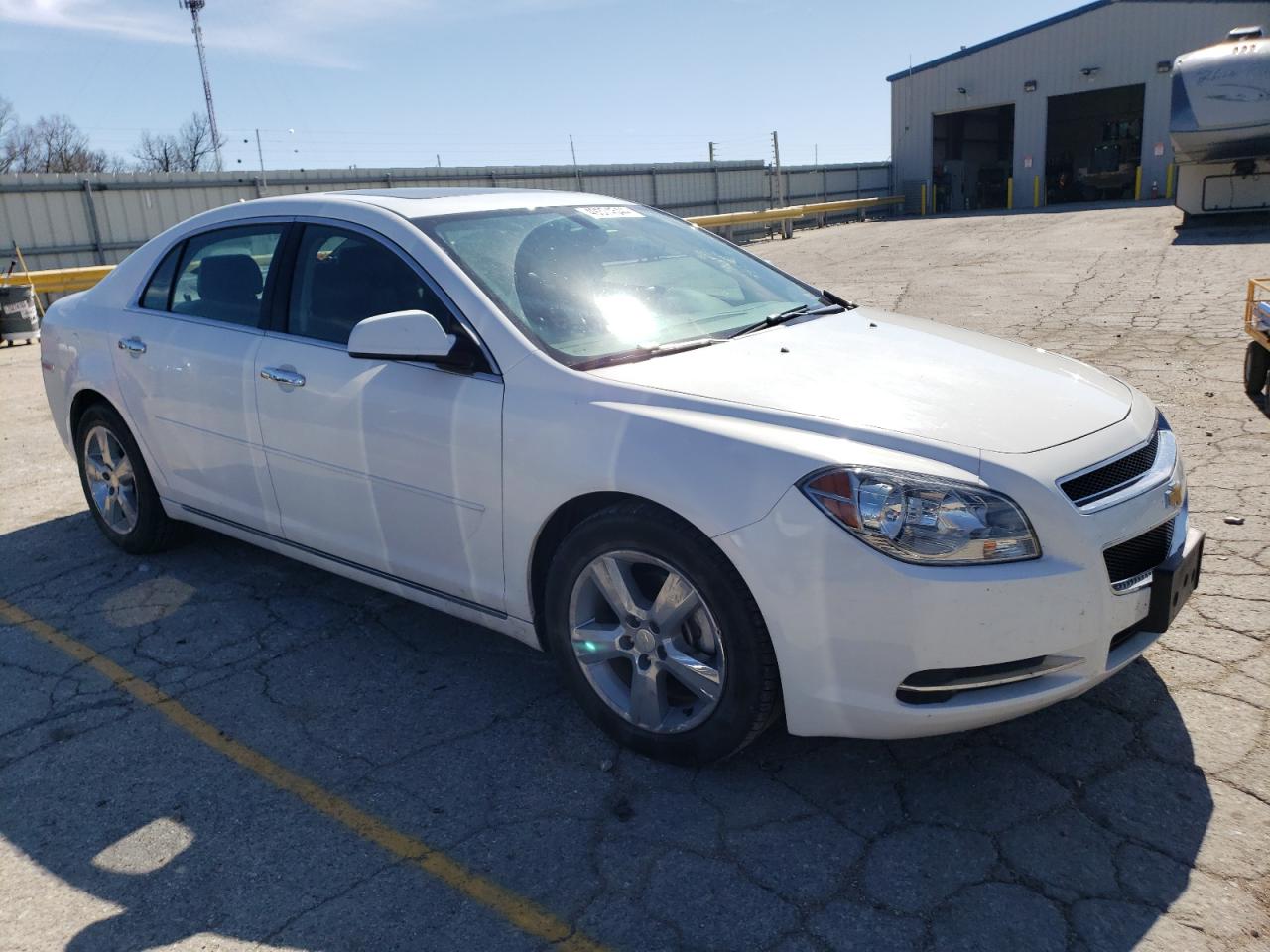 Photo 3 VIN: 1G1ZD5EU2CF330074 - CHEVROLET MALIBU 