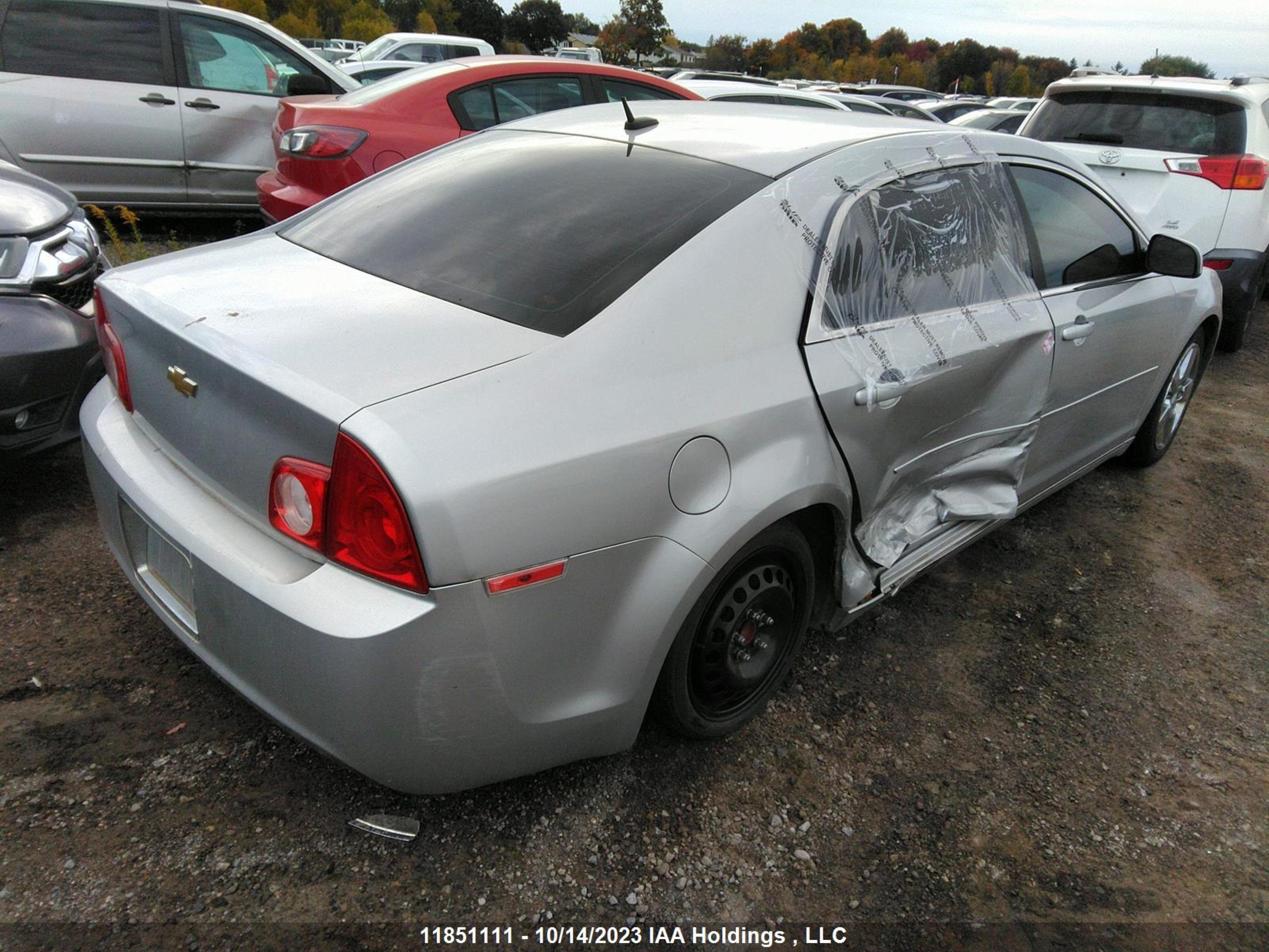 Photo 3 VIN: 1G1ZD5EUXBF278417 - CHEVROLET MALIBU 