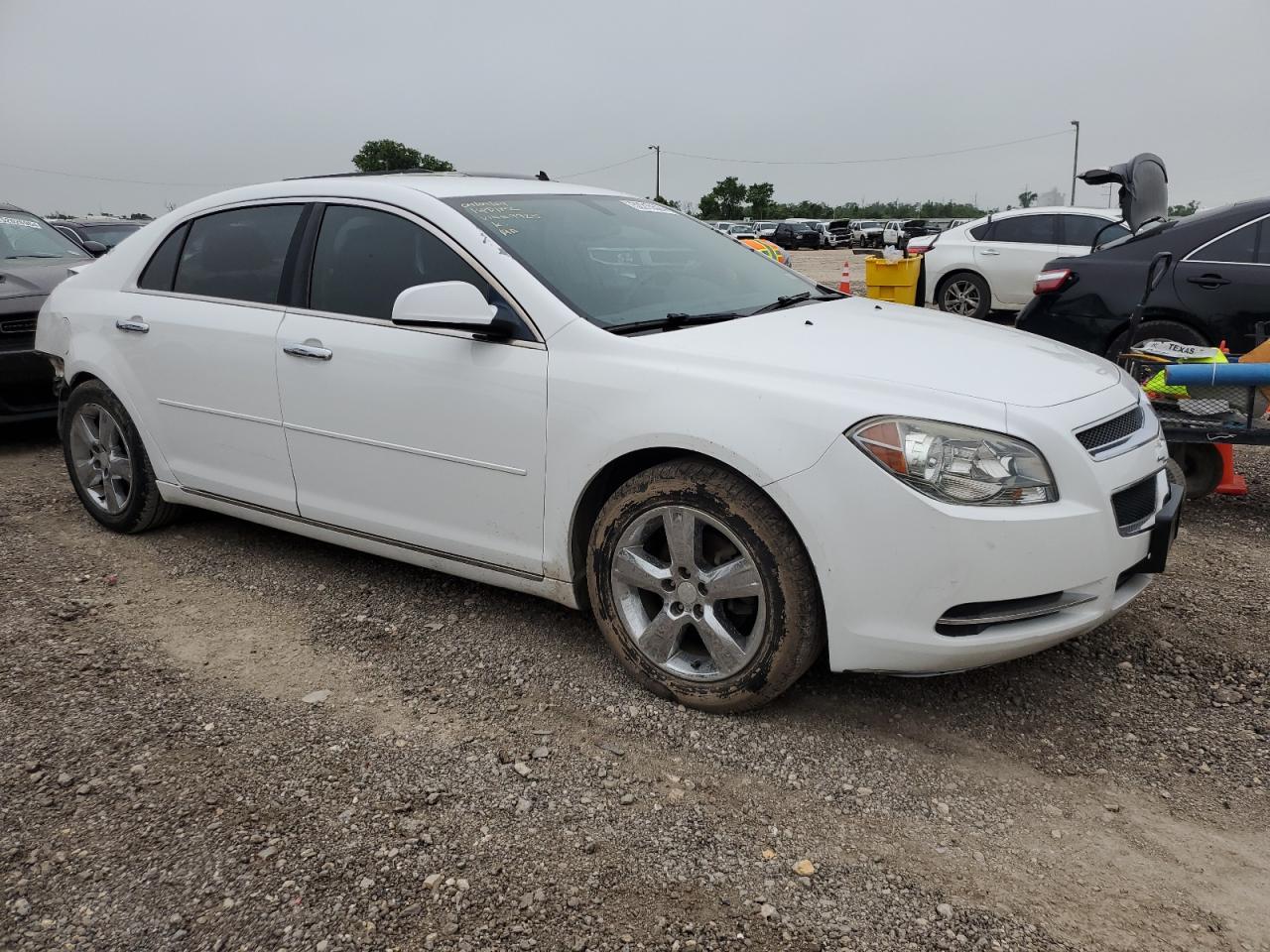 Photo 3 VIN: 1G1ZD5EUXCF279925 - CHEVROLET MALIBU 