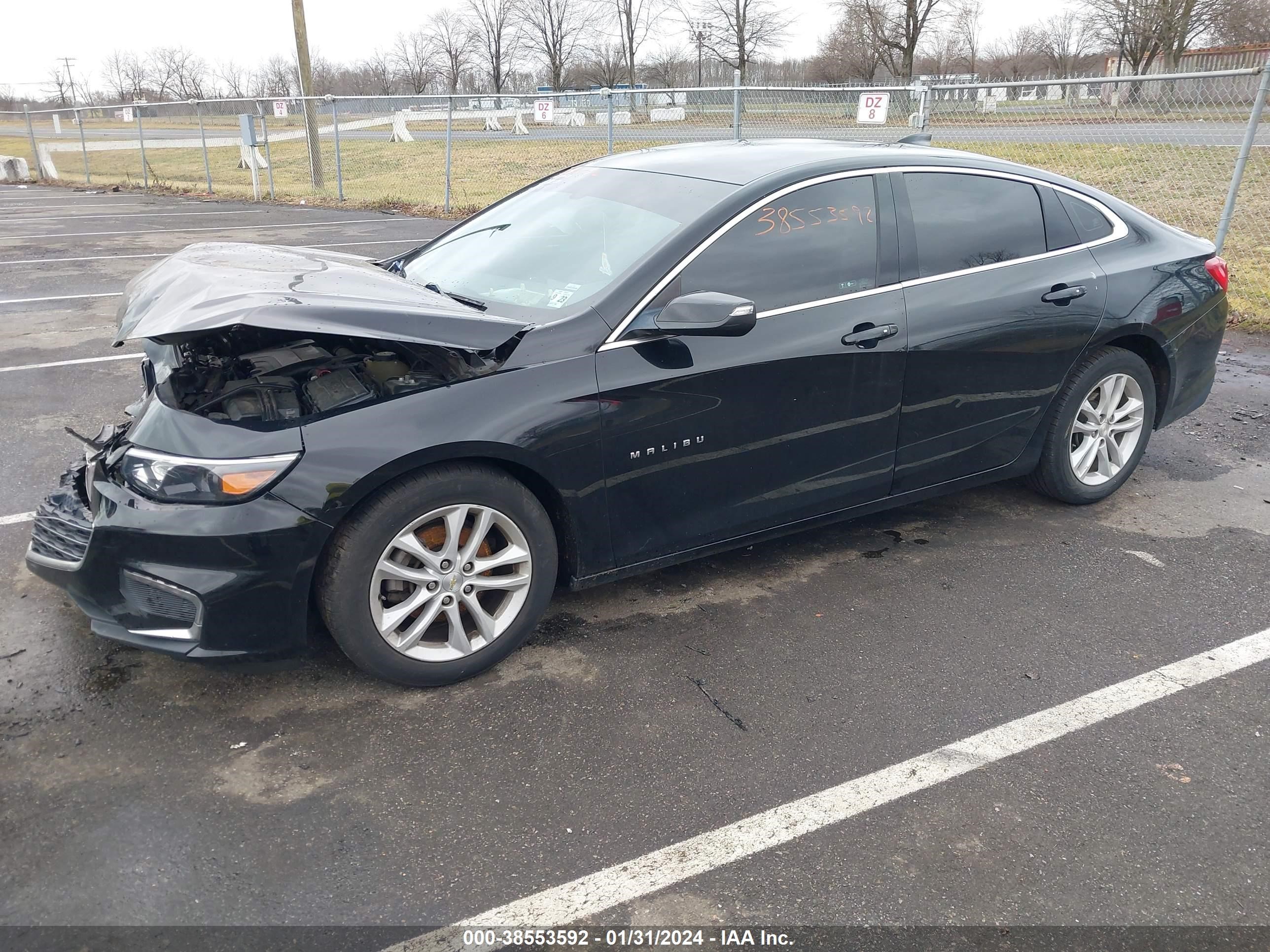 Photo 1 VIN: 1G1ZD5ST0JF134319 - CHEVROLET MALIBU 