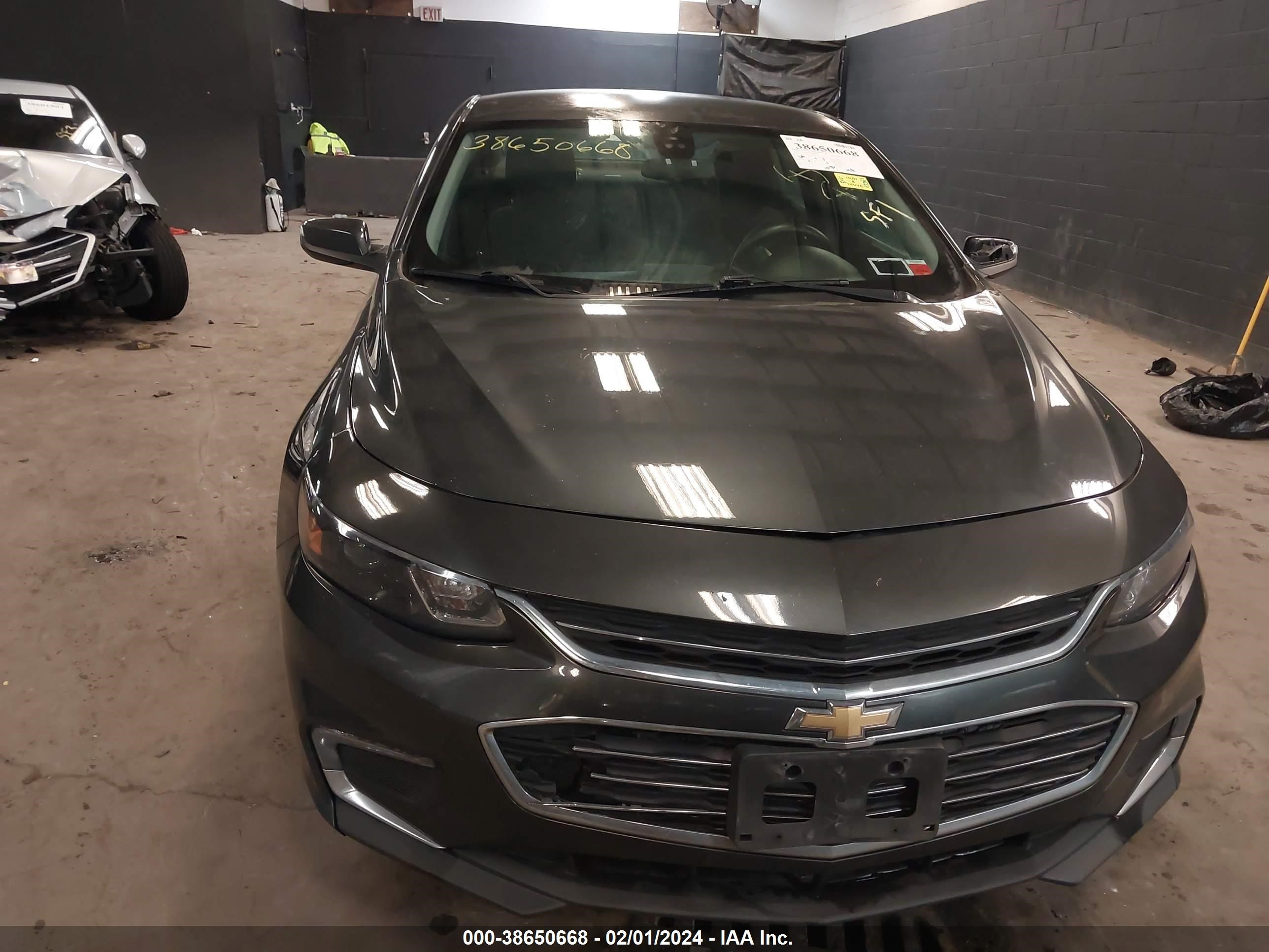 Photo 11 VIN: 1G1ZD5ST0JF184167 - CHEVROLET MALIBU 