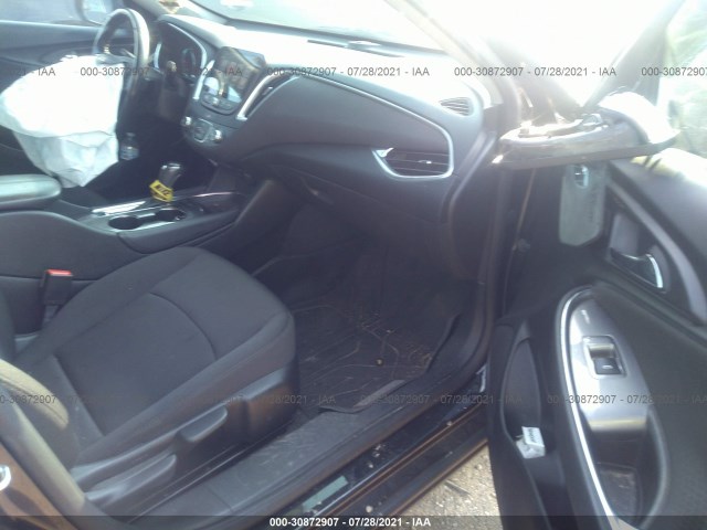 Photo 4 VIN: 1G1ZD5ST0JF233156 - CHEVROLET MALIBU 