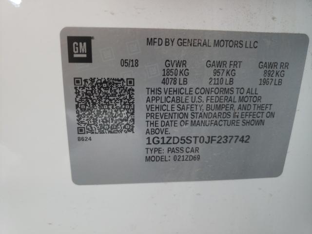 Photo 9 VIN: 1G1ZD5ST0JF237742 - CHEVROLET MALIBU LT 