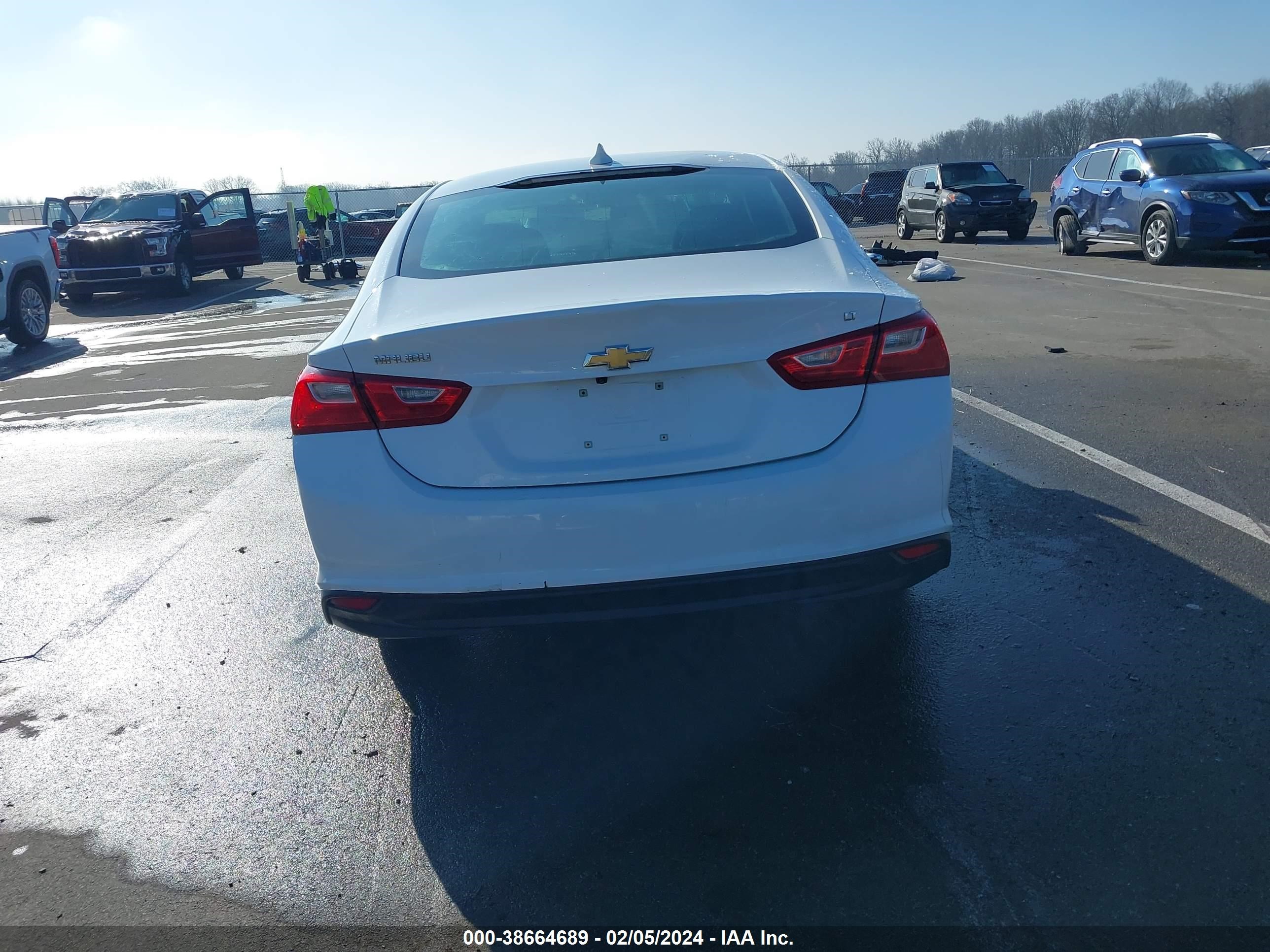 Photo 15 VIN: 1G1ZD5ST0JF264147 - CHEVROLET MALIBU 