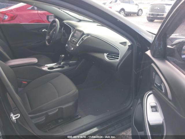 Photo 4 VIN: 1G1ZD5ST0JF266349 - CHEVROLET MALIBU 