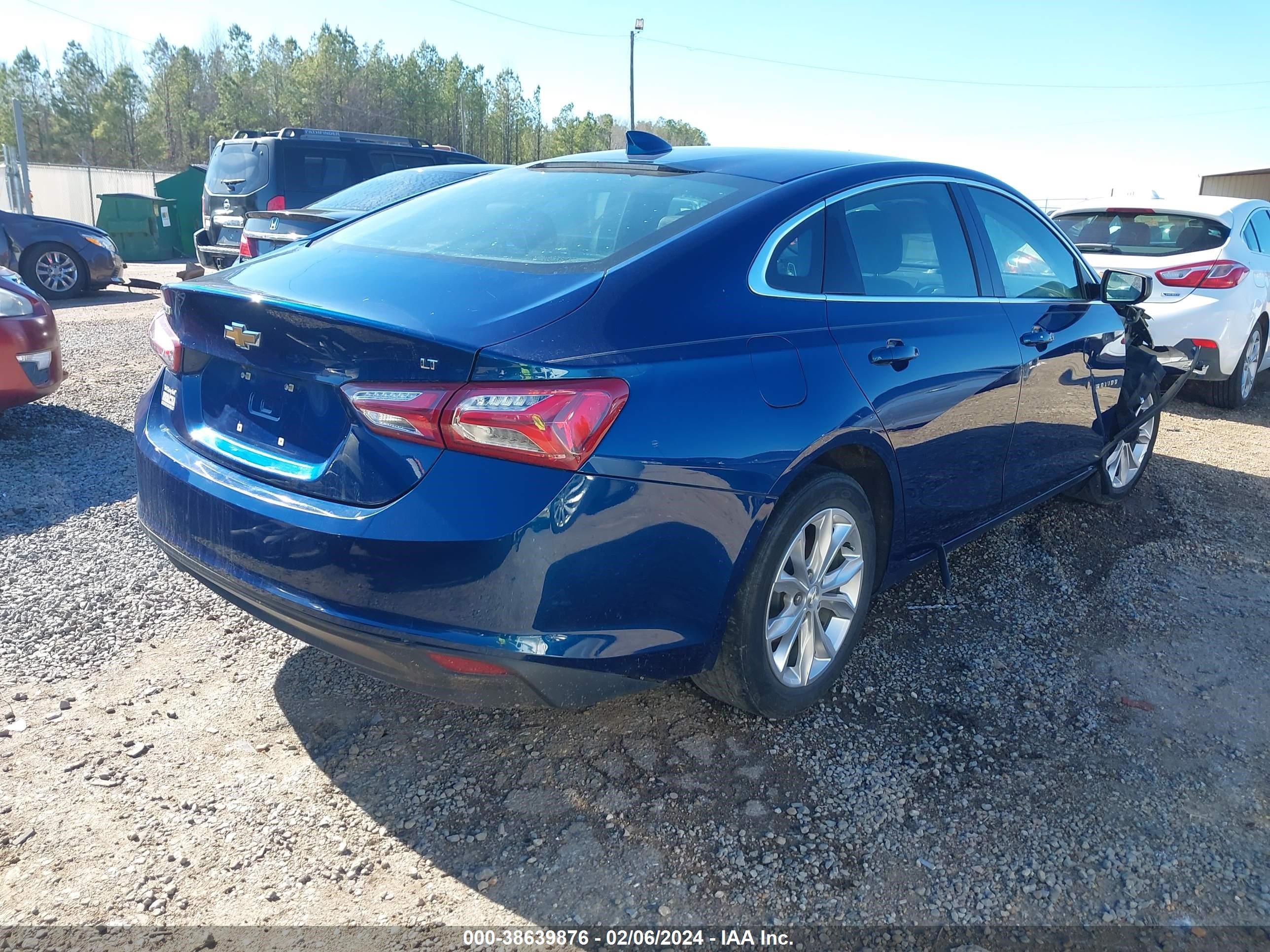 Photo 3 VIN: 1G1ZD5ST0KF213751 - CHEVROLET MALIBU 