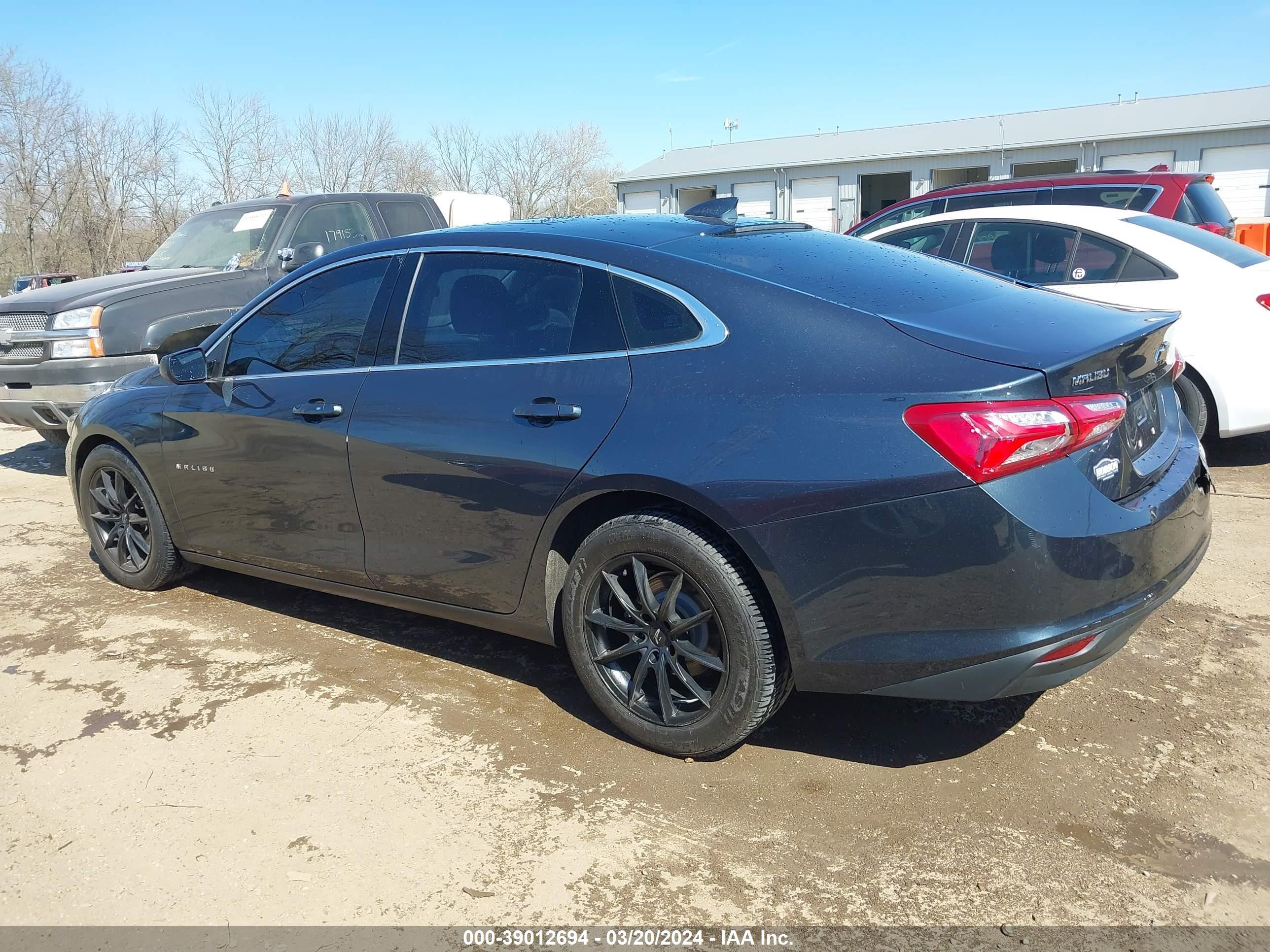 Photo 13 VIN: 1G1ZD5ST0LF000588 - CHEVROLET MALIBU 