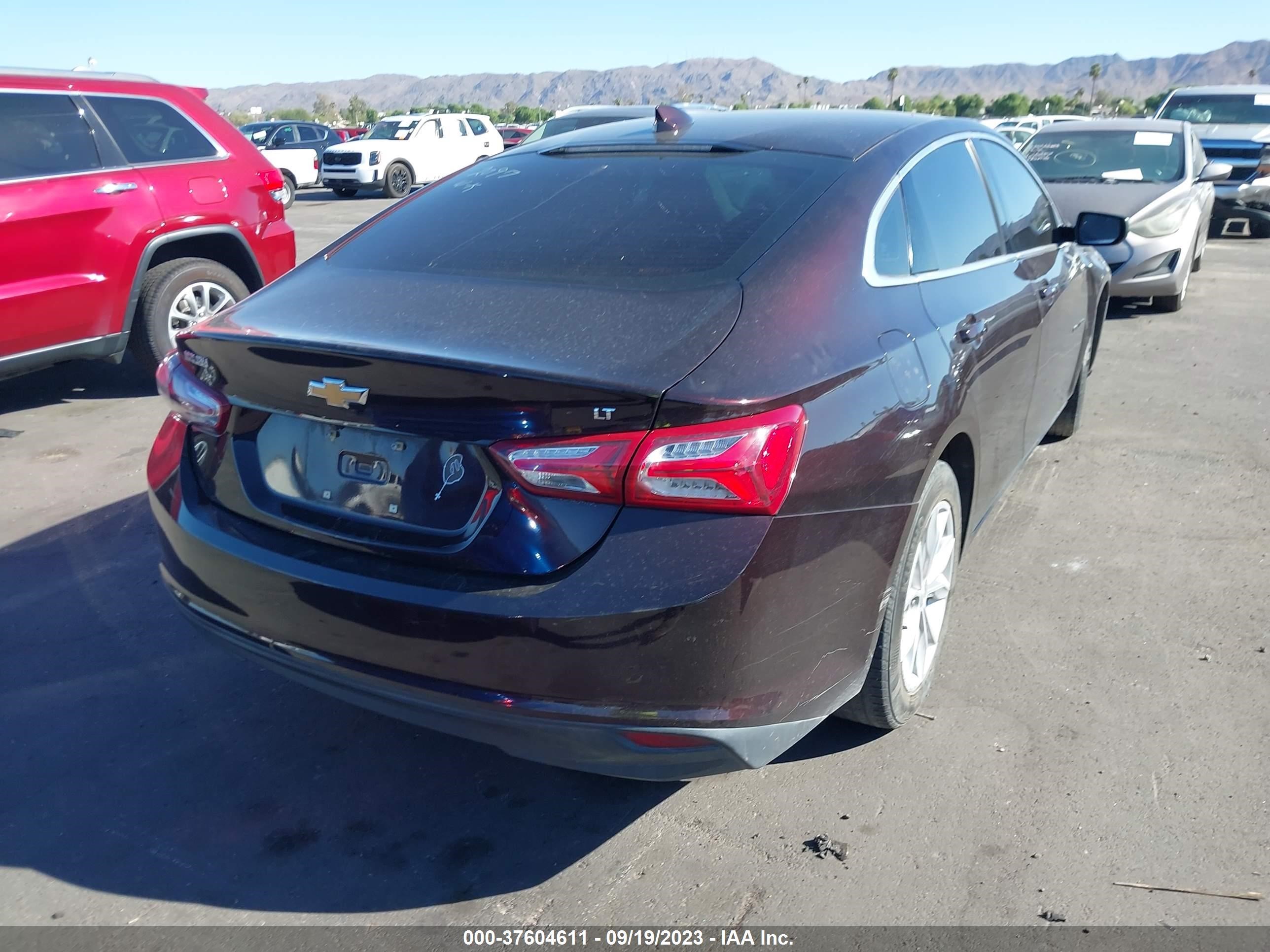 Photo 3 VIN: 1G1ZD5ST0LF072097 - CHEVROLET MALIBU 