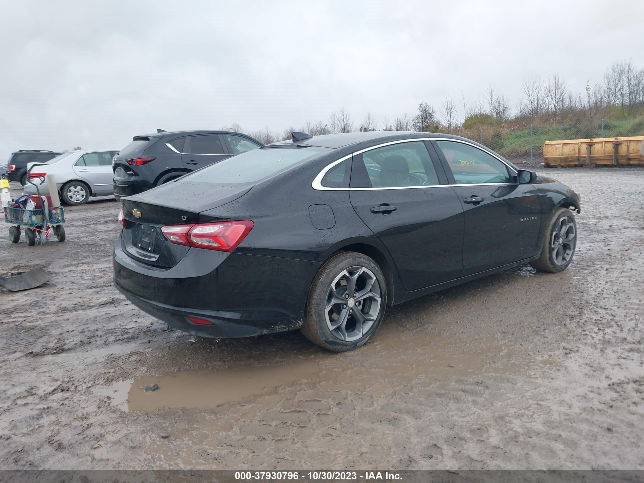 Photo 3 VIN: 1G1ZD5ST0NF128381 - CHEVROLET MALIBU 