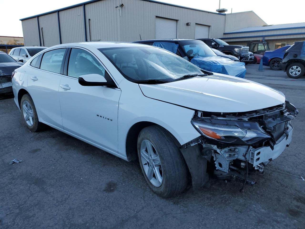 Photo 3 VIN: 1G1ZD5ST0NF147061 - CHEVROLET MALIBU 