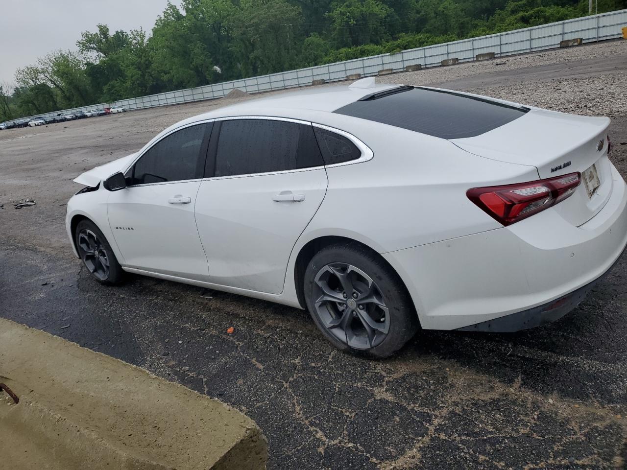 Photo 1 VIN: 1G1ZD5ST0NF200616 - CHEVROLET MALIBU 