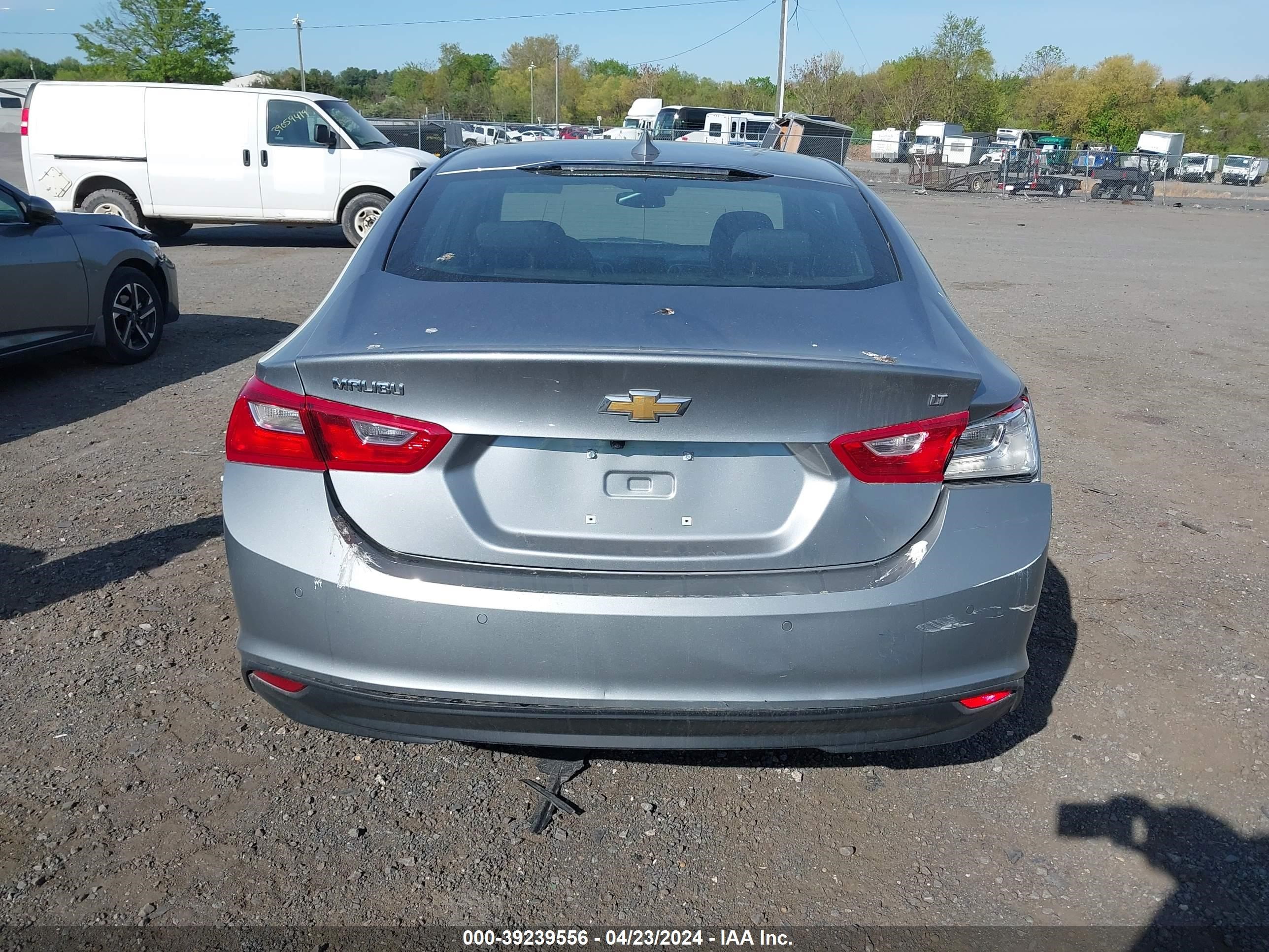 Photo 15 VIN: 1G1ZD5ST0RF115135 - CHEVROLET MALIBU 