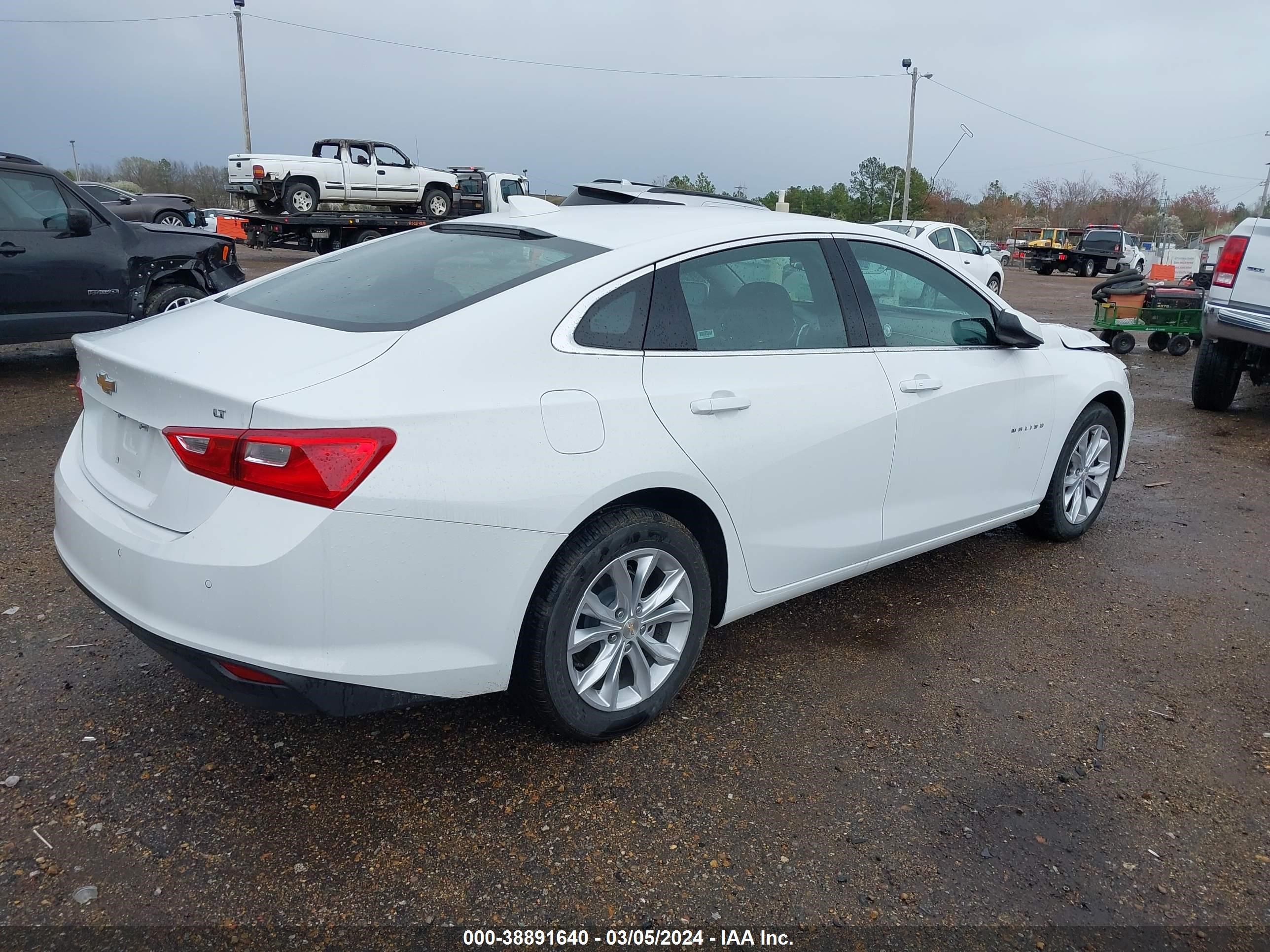 Photo 3 VIN: 1G1ZD5ST0RF115751 - CHEVROLET MALIBU 