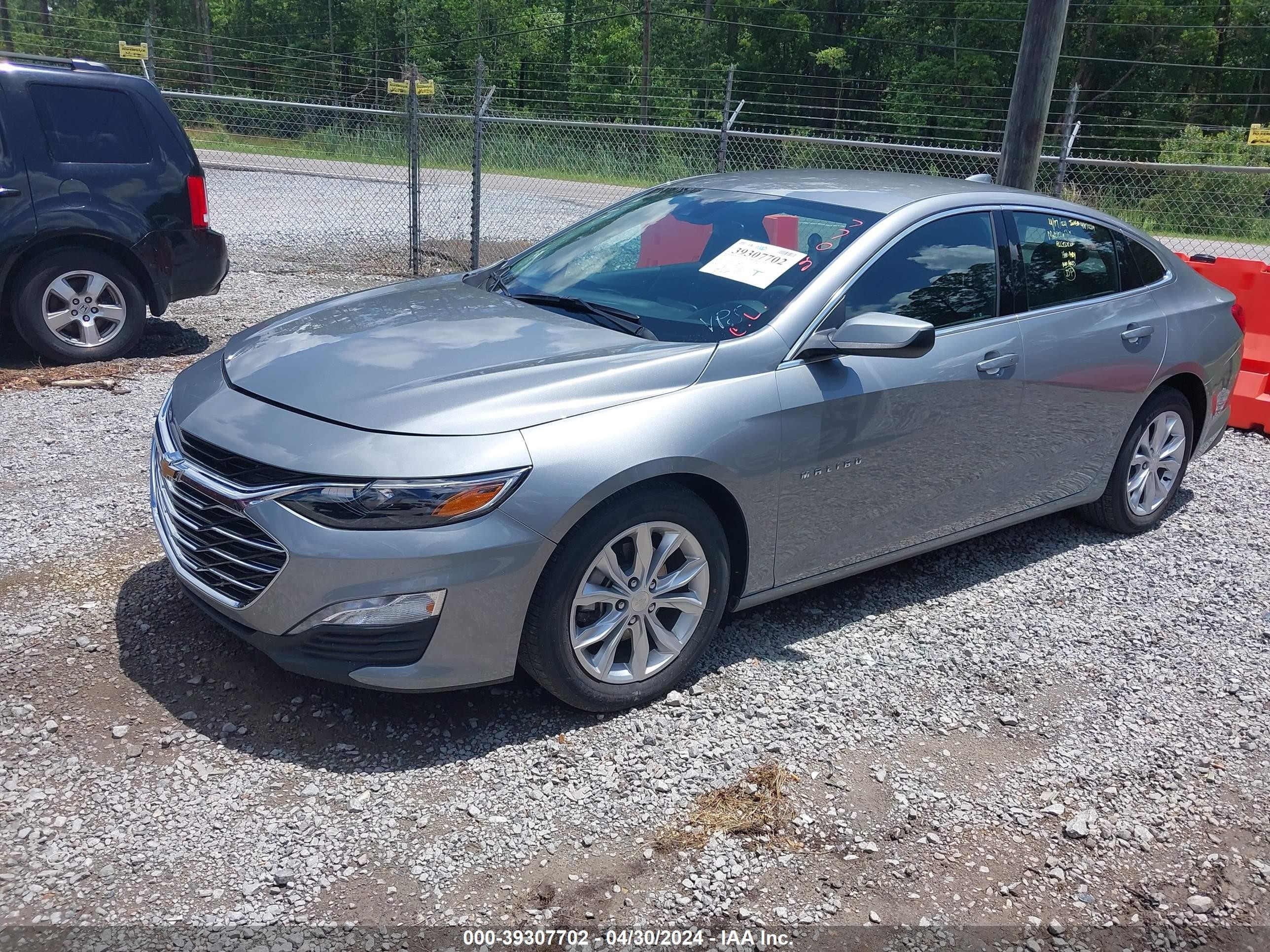 Photo 1 VIN: 1G1ZD5ST0RF131366 - CHEVROLET MALIBU 