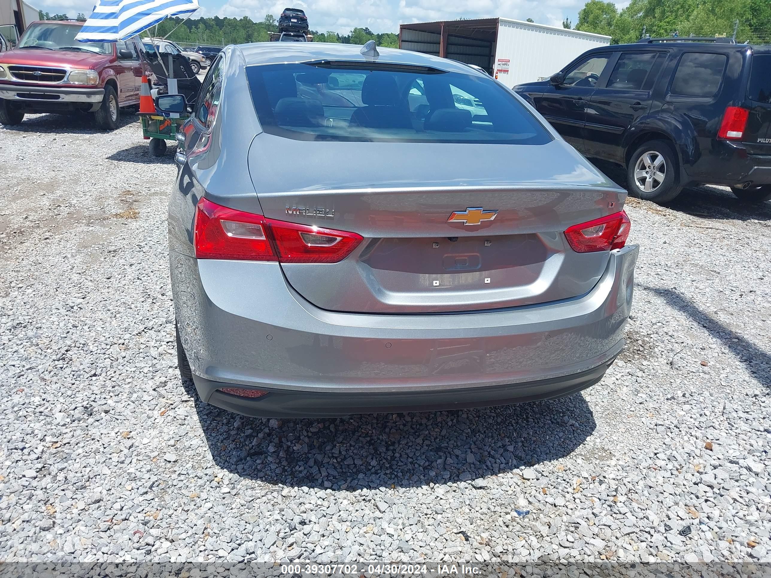 Photo 15 VIN: 1G1ZD5ST0RF131366 - CHEVROLET MALIBU 