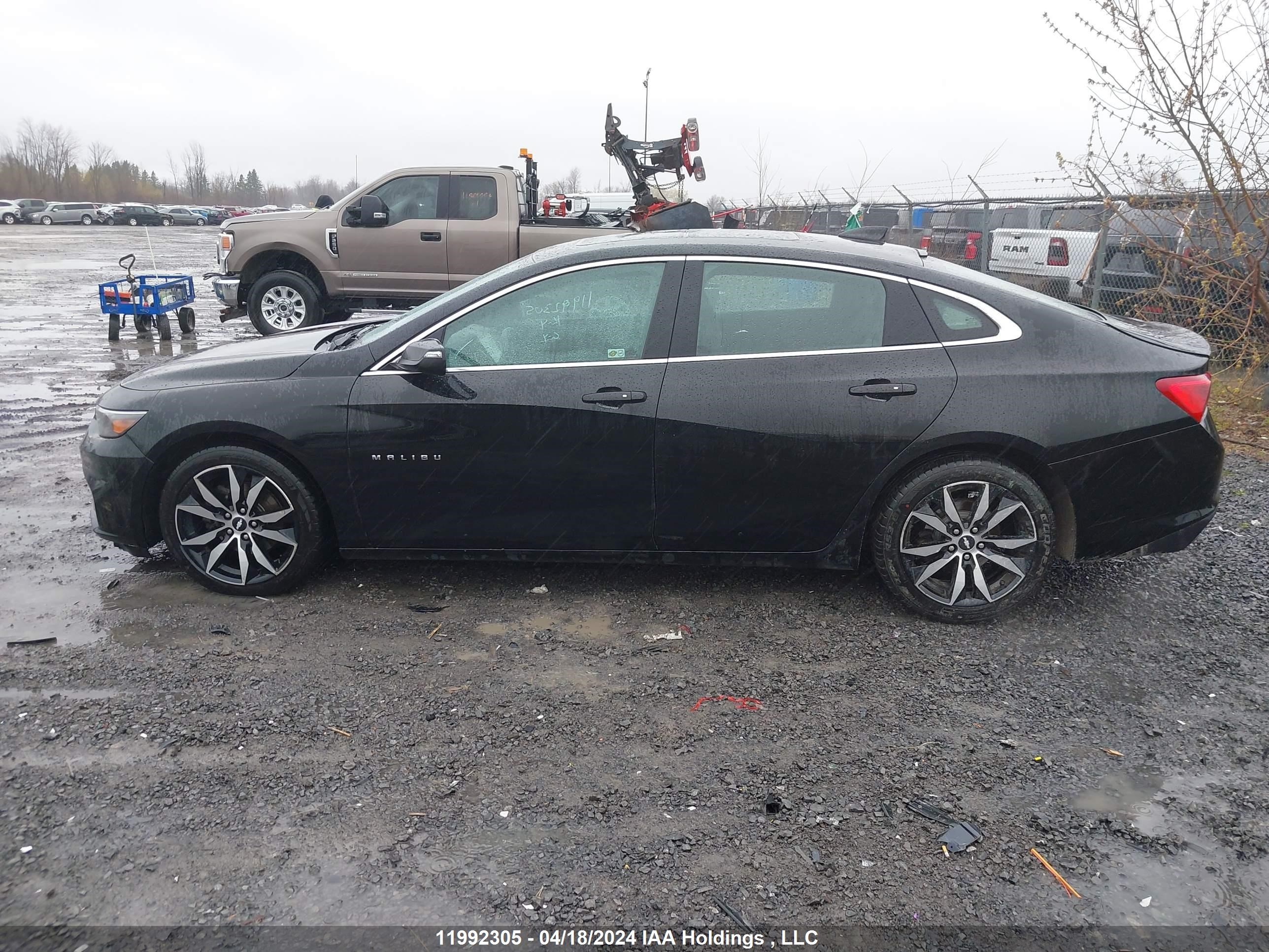 Photo 13 VIN: 1G1ZD5ST1JF201820 - CHEVROLET MALIBU 