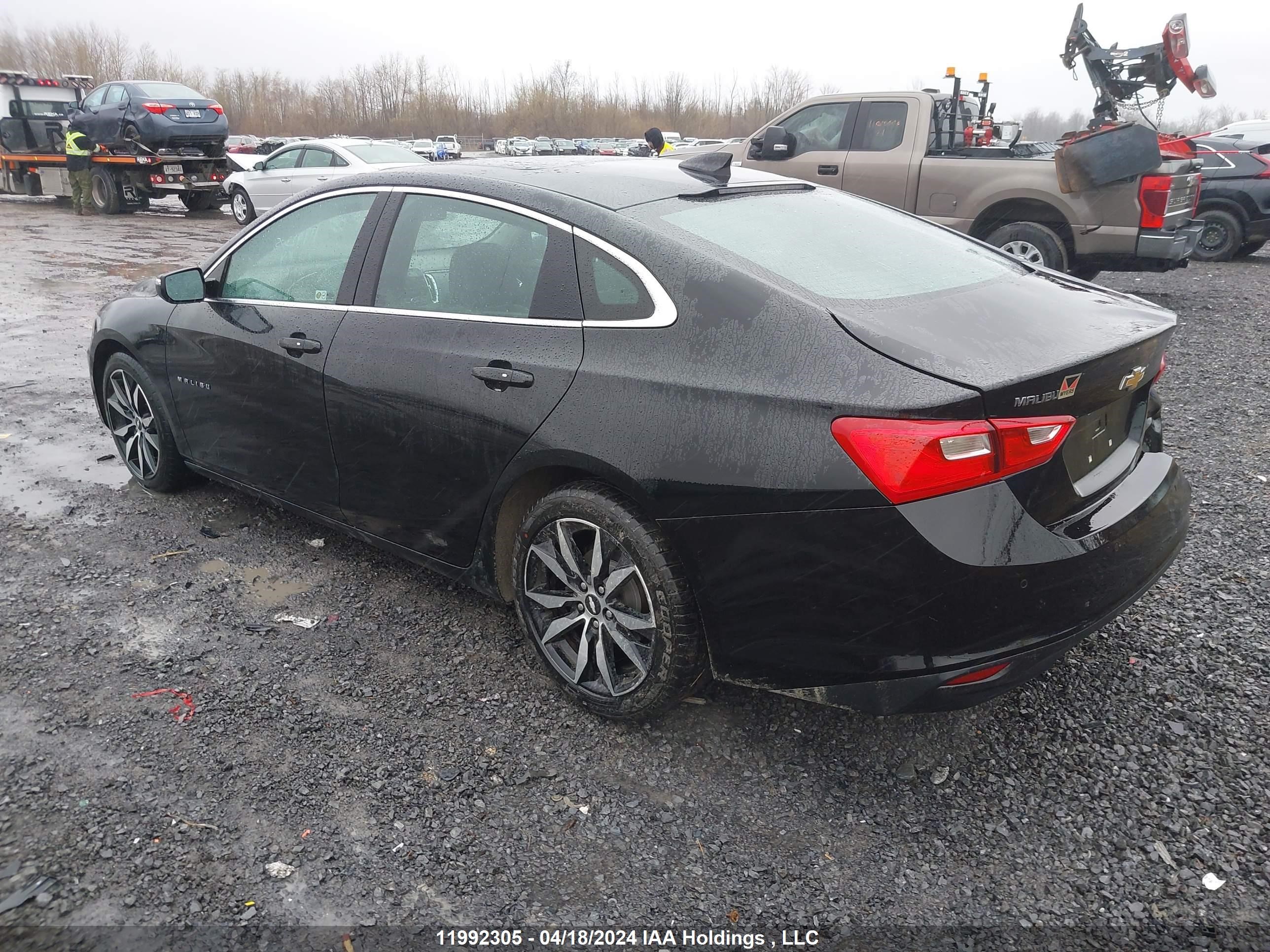 Photo 2 VIN: 1G1ZD5ST1JF201820 - CHEVROLET MALIBU 