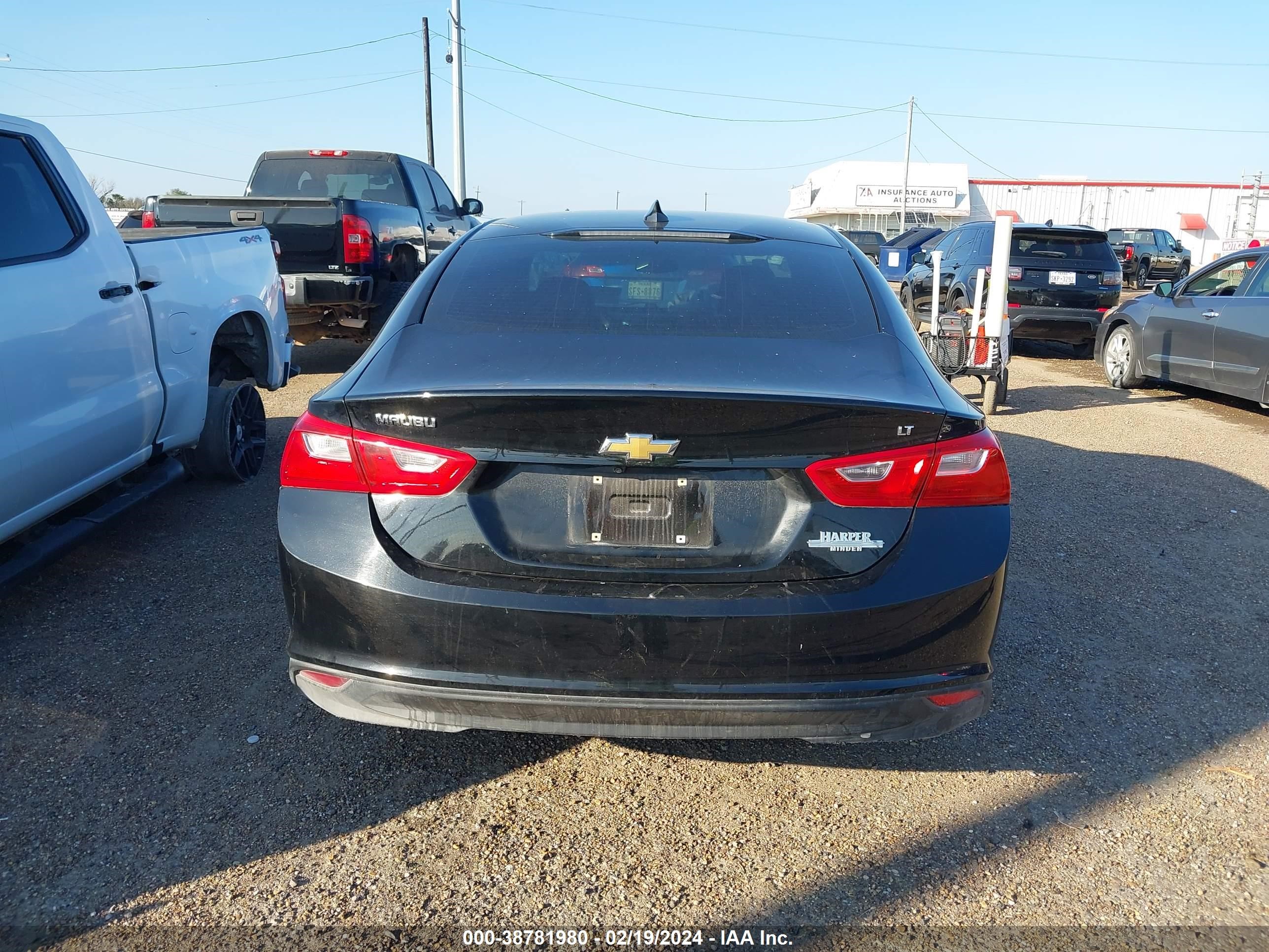 Photo 16 VIN: 1G1ZD5ST1JF271723 - CHEVROLET MALIBU 