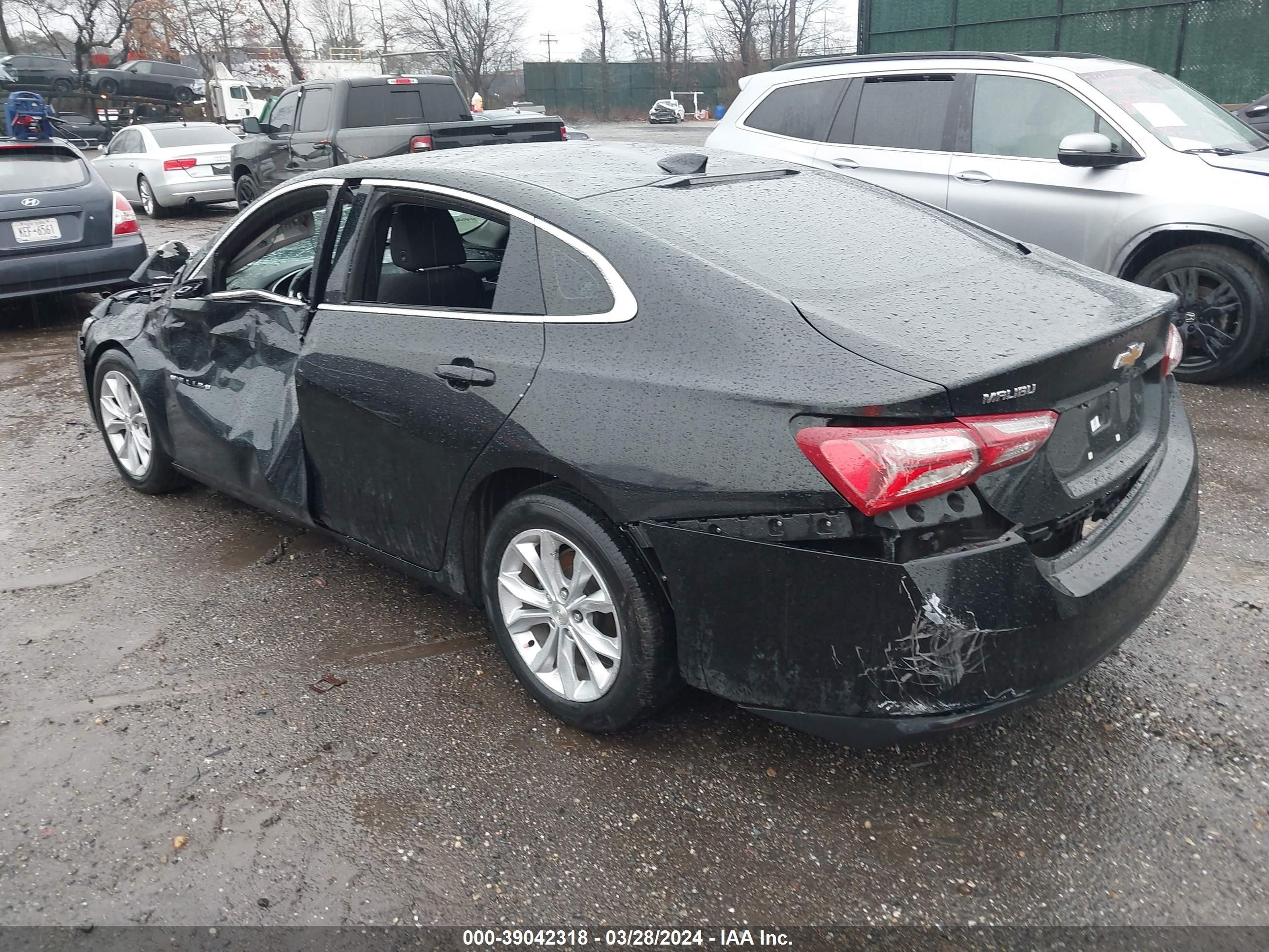 Photo 2 VIN: 1G1ZD5ST1KF165757 - CHEVROLET MALIBU 