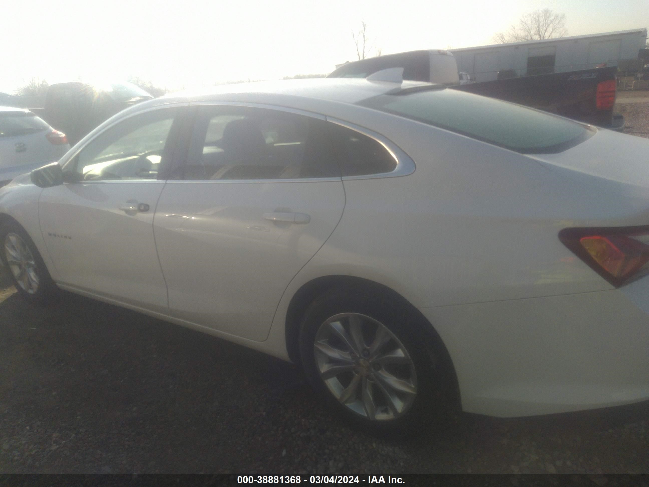 Photo 13 VIN: 1G1ZD5ST1LF105334 - CHEVROLET MALIBU 