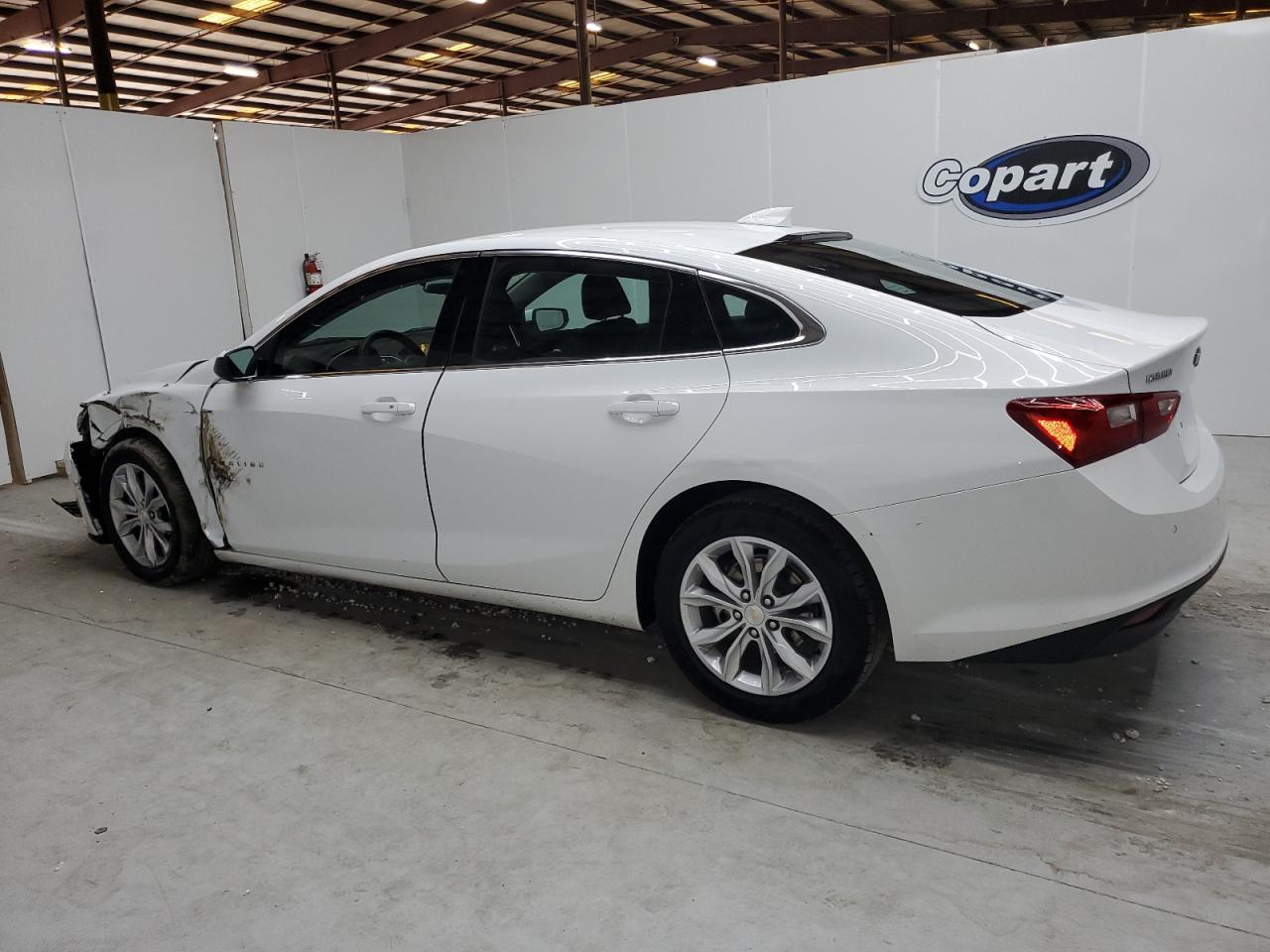 Photo 1 VIN: 1G1ZD5ST1PF130997 - CHEVROLET MALIBU 