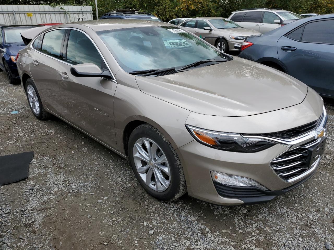 Photo 3 VIN: 1G1ZD5ST1PF216276 - CHEVROLET MALIBU 